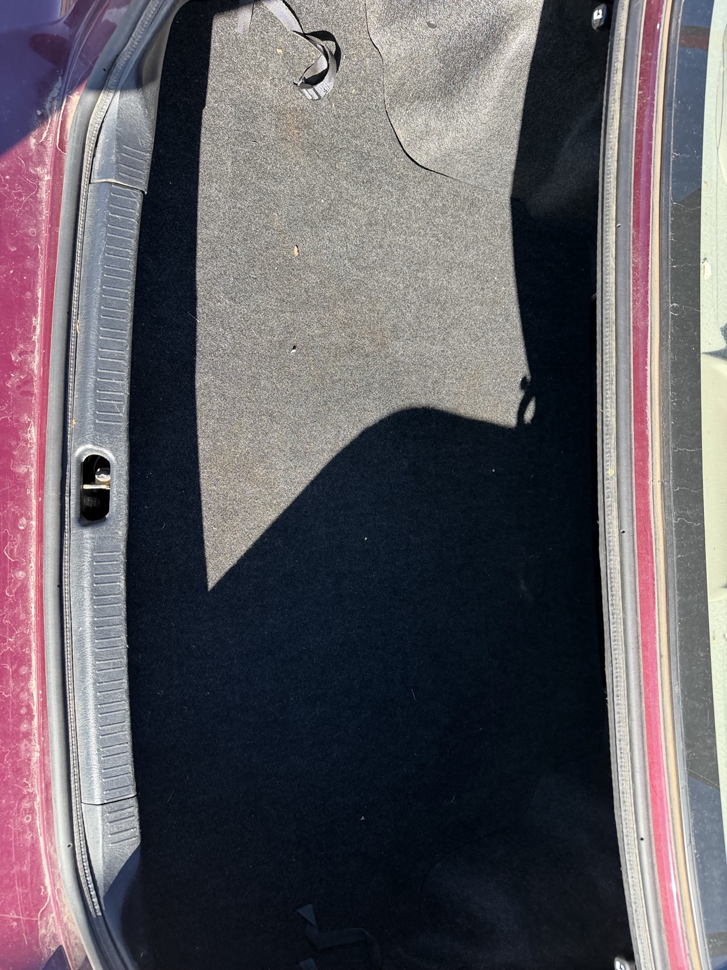 1998 toyota corolla ve with 71453 miles for sale near Elk River, Minnesota 106763_26_trunk.jpg