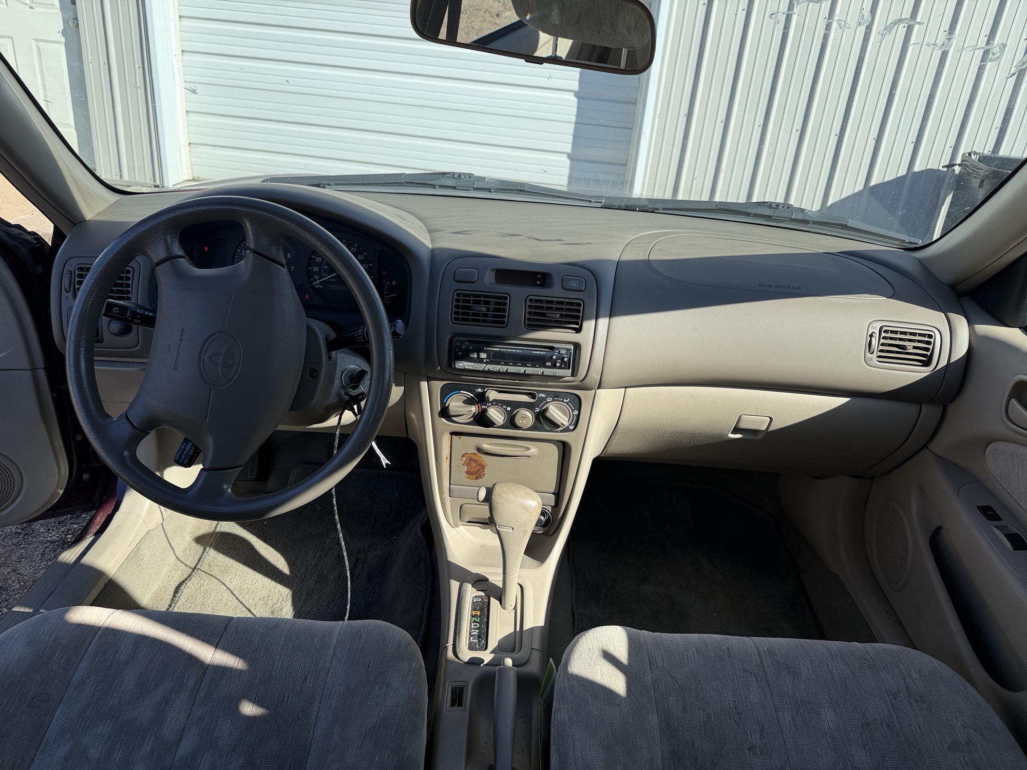 1998 toyota corolla ve with 71453 miles for sale near Elk River, Minnesota 106763_34_whole_dash.jpg