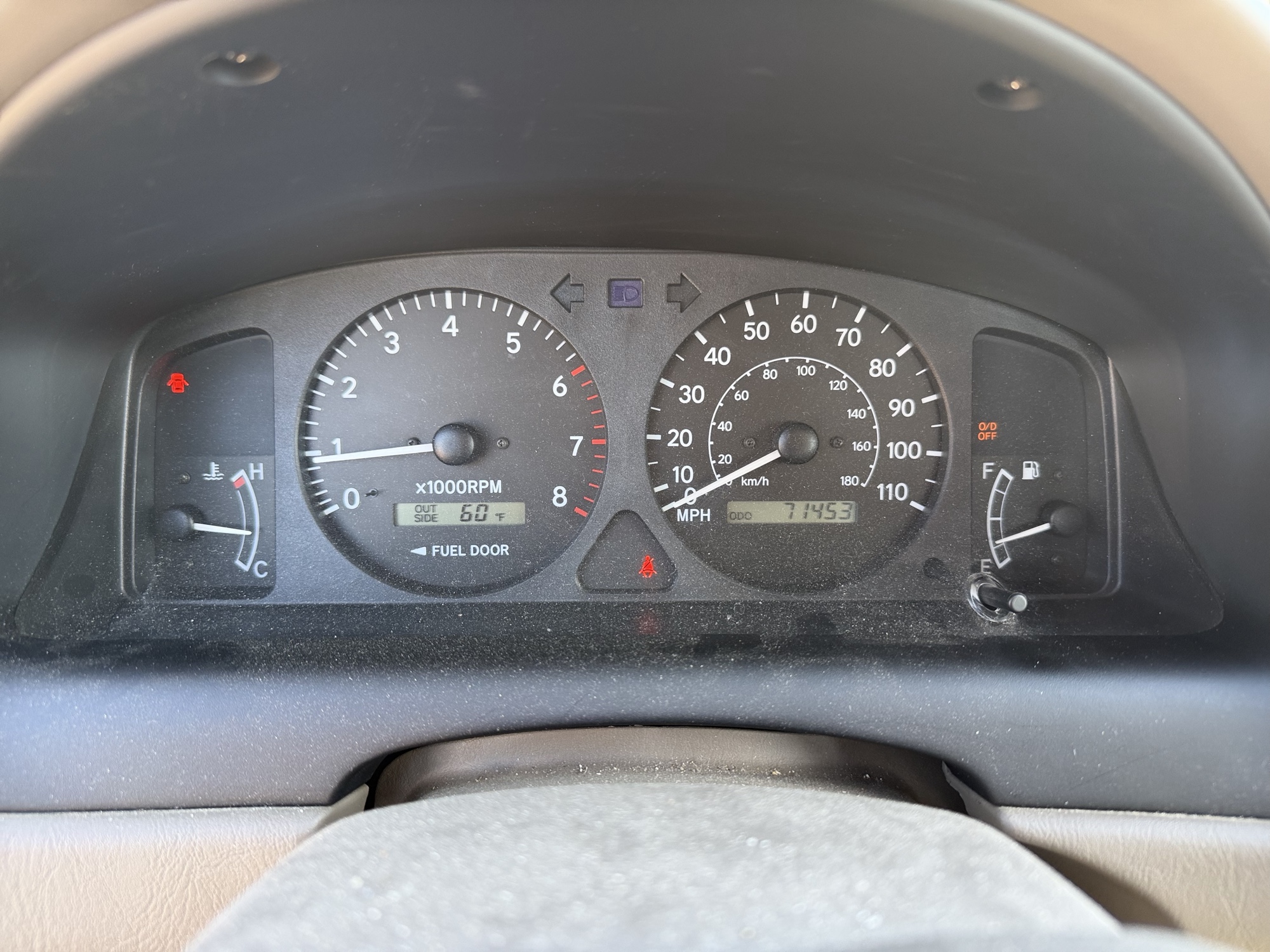 1998 toyota corolla ve with 71453 miles for sale near Elk River, Minnesota 106763_43_gauge_cluster.jpg