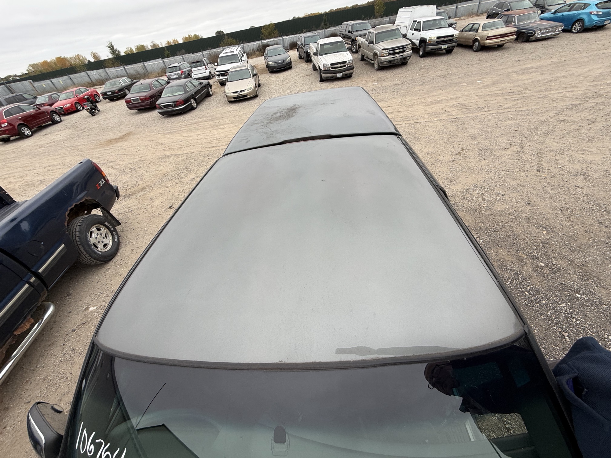 2002 gmc sierra-1500 sl-ext.-cab-short-bed-4wd with 83587 miles for sale near Elk River, Minnesota 106764_11_roof.jpg