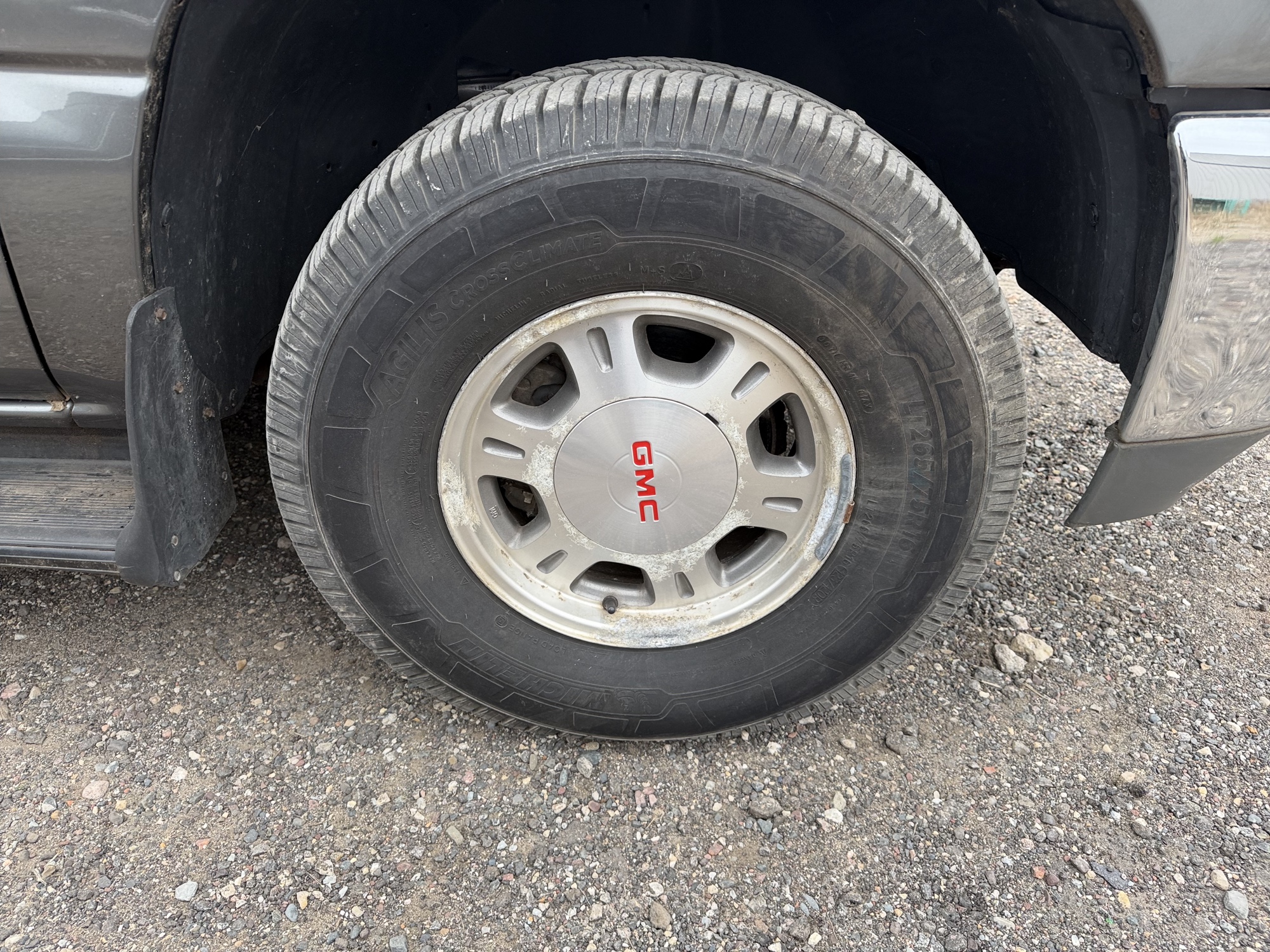 2002 gmc sierra-1500 sl-ext.-cab-short-bed-4wd with 83587 miles for sale near Elk River, Minnesota 106764_15_front_pass_wheel.jpg