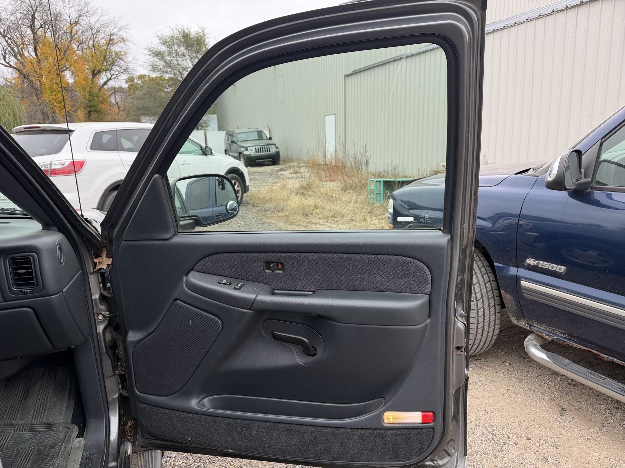 2002 gmc sierra-1500 sl-ext.-cab-short-bed-4wd with 83587 miles for sale near Elk River, Minnesota 106764_32_passenger_door_panel.jpg