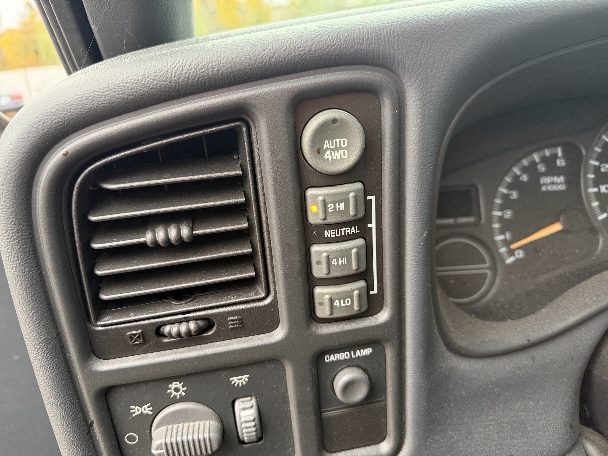 2002 gmc sierra-1500 sl-ext.-cab-short-bed-4wd with 83587 miles for sale near Elk River, Minnesota 106764_38_4x4_switch.jpg