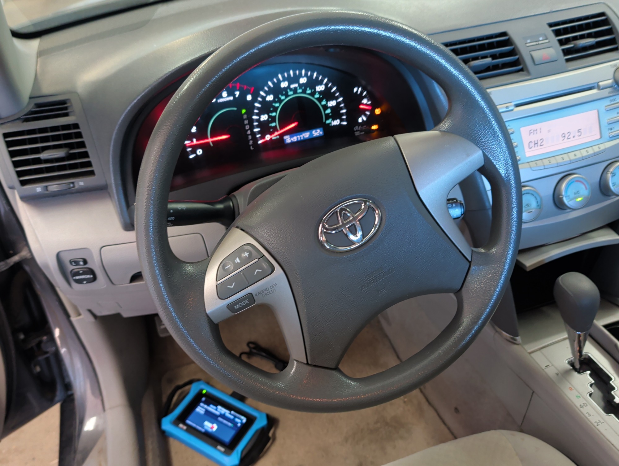 2008 toyota camry ce-5-spd-at with 164977 miles for sale near Elk River, Minnesota 106766_36_steering_wheel.jpg