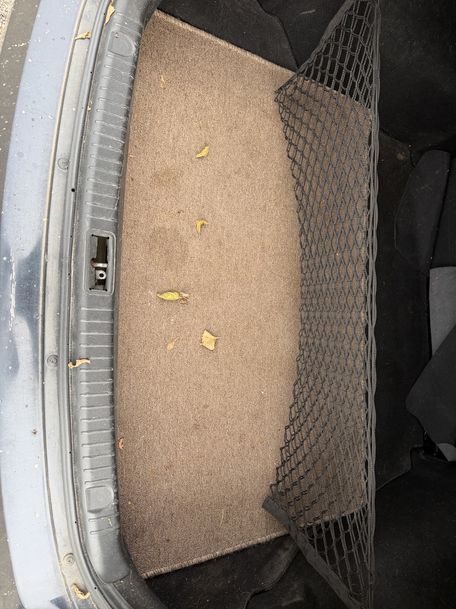 2008 hyundai sonata gls with 152426 miles for sale near Elk River, Minnesota 106768_26_trunk.jpg