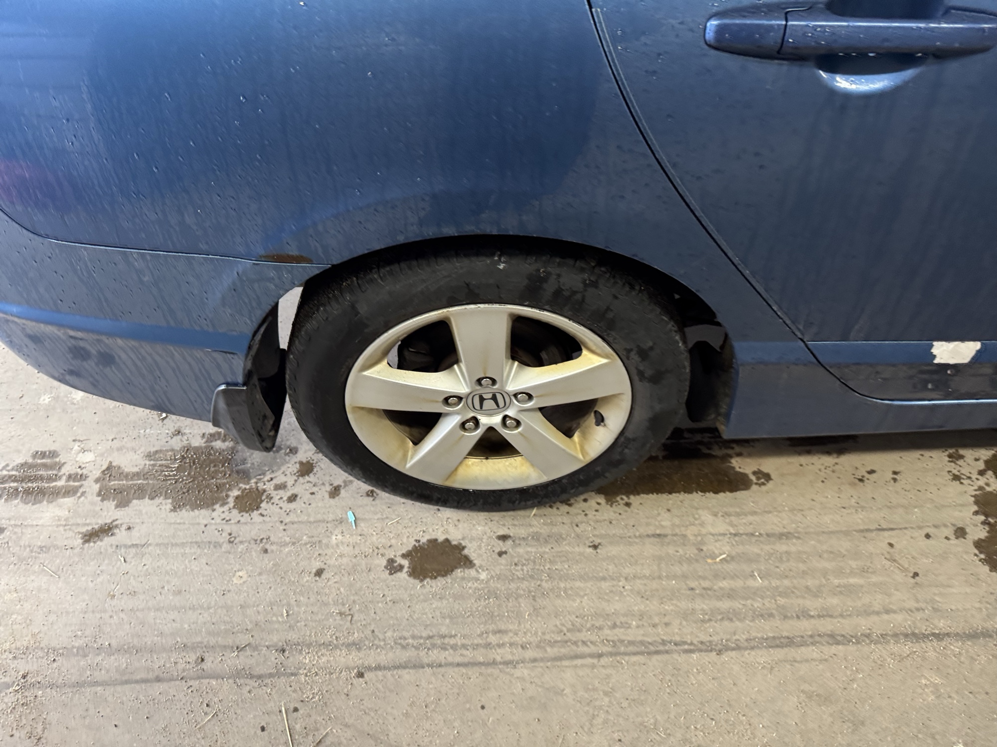 2007 honda civic ex-sedan with 308037 miles for sale near Elk River, Minnesota 106771_14_rear_pass_wheel.jpg