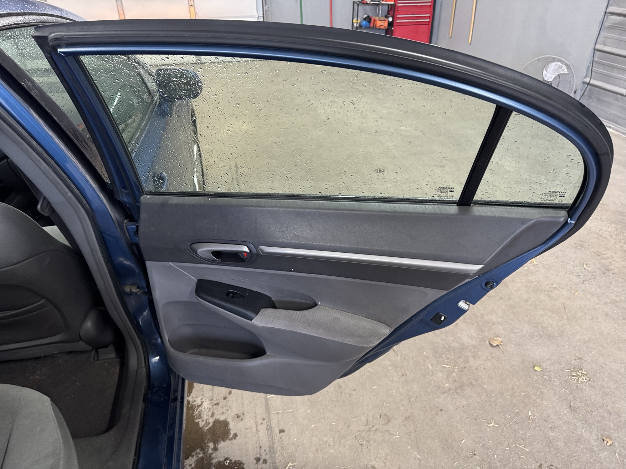 2007 honda civic ex-sedan with 308037 miles for sale near Elk River, Minnesota 106771_30_pass_rear_door_panel.jpg