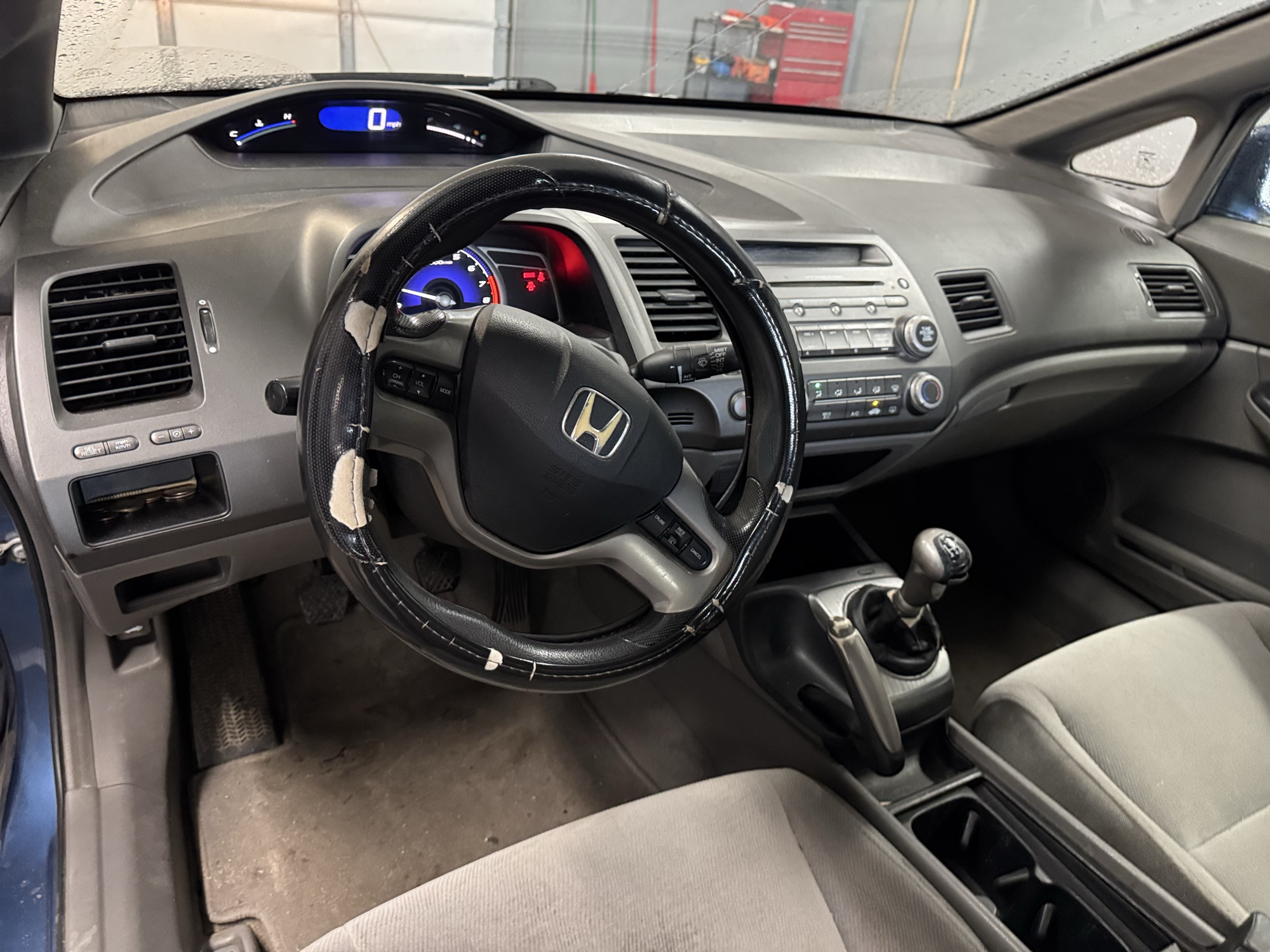2007 honda civic ex-sedan with 308037 miles for sale near Elk River, Minnesota 106771_33_dash_from_driver.jpg