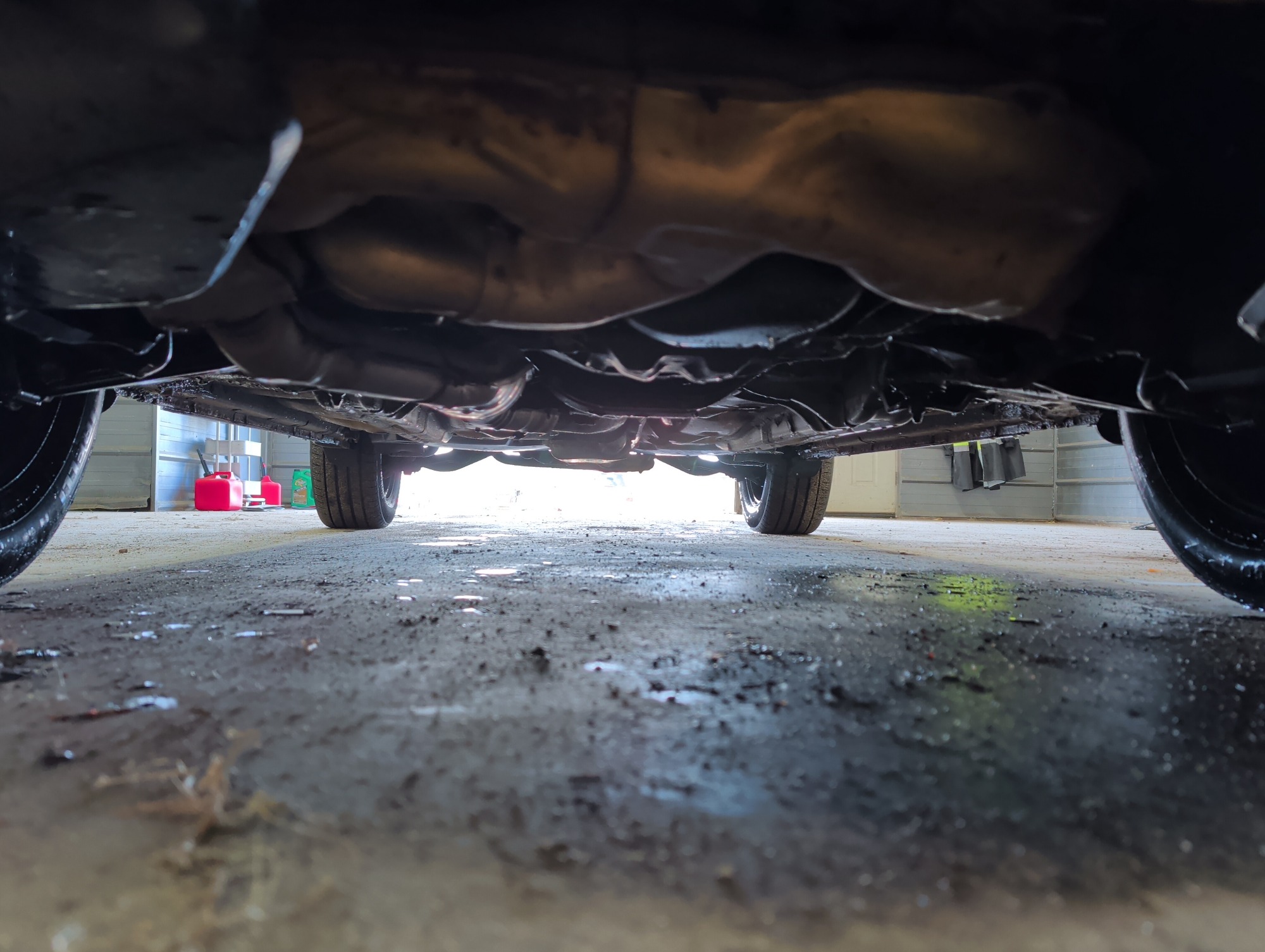 2008 subaru outback base with 143643 miles for sale near Elk River, Minnesota 106773_16_undercar_front.jpg