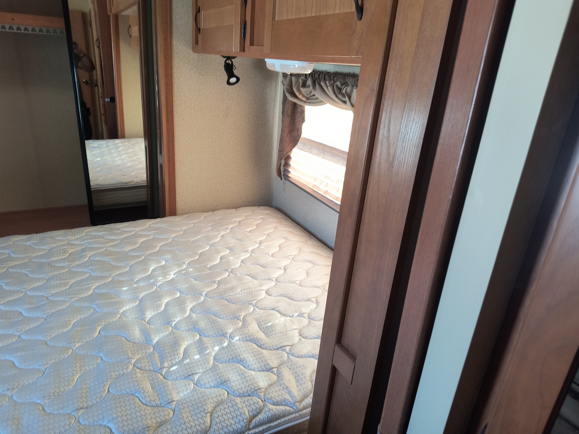 2011 forest-river trl - for sale near Elk River, Minnesota 106774_33_dash_from_driver.jpg