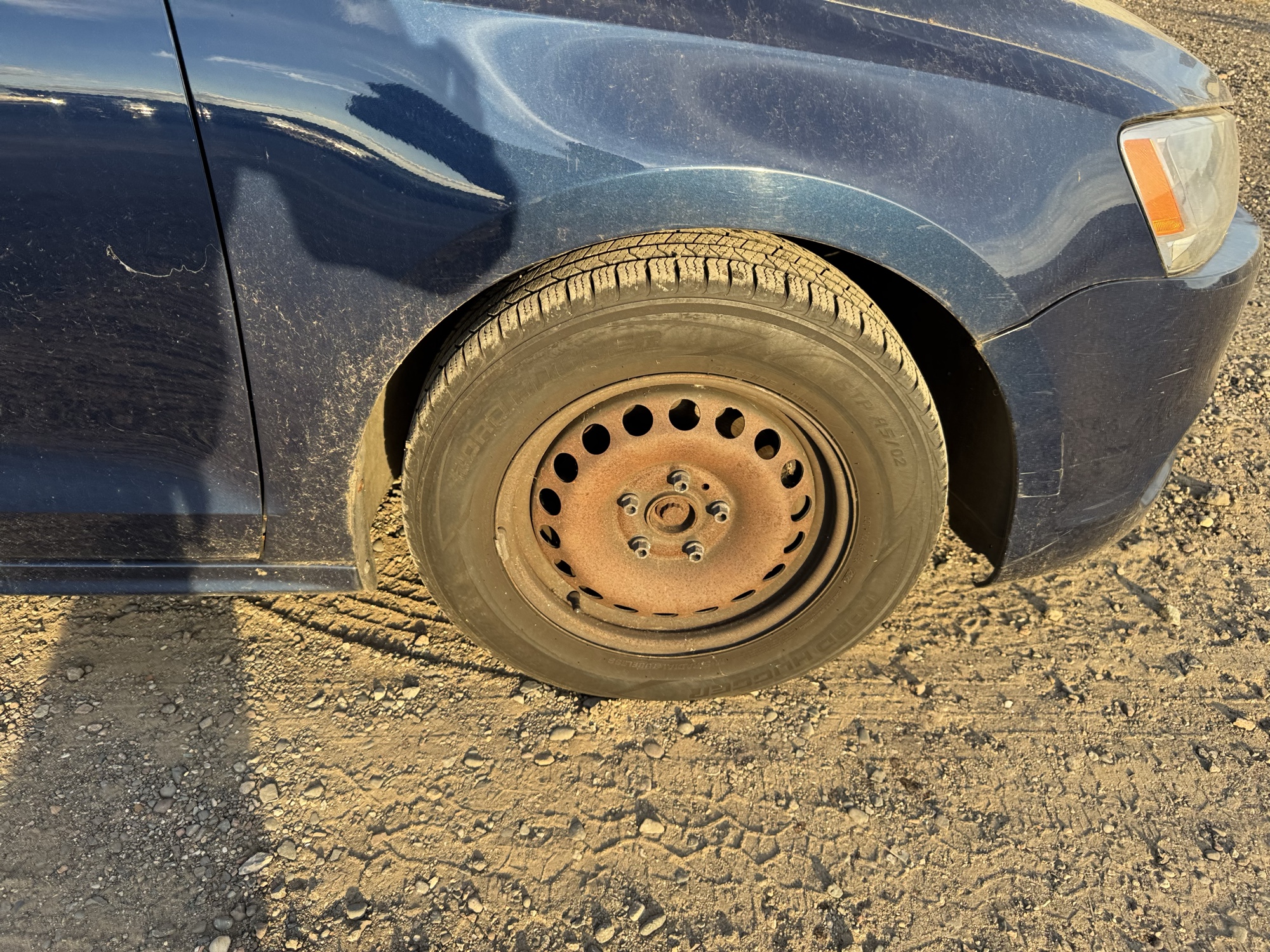 2014 volkswagen jetta s with 161240 miles for sale near Elk River, Minnesota 106775_15_front_pass_wheel.jpg