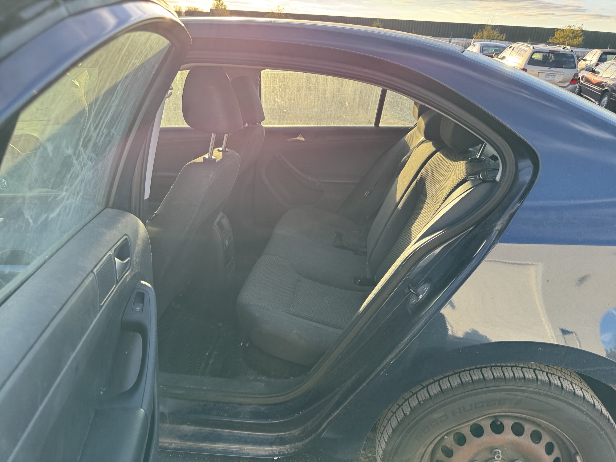 2014 volkswagen jetta s with 161240 miles for sale near Elk River, Minnesota 106775_24_drv_rear_seat.jpg