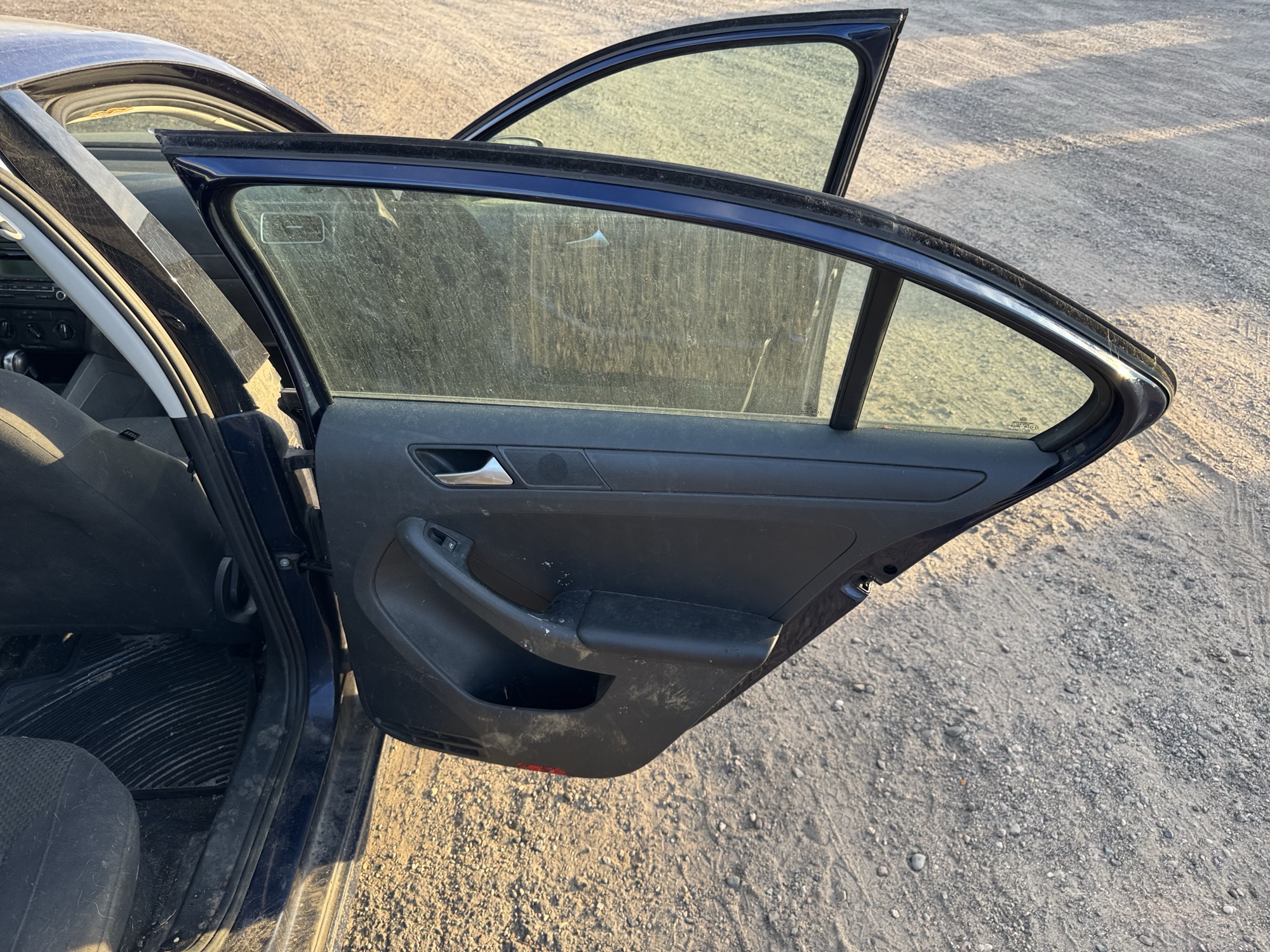 2014 volkswagen jetta s with 161240 miles for sale near Elk River, Minnesota 106775_30_pass_rear_door_panel.jpg