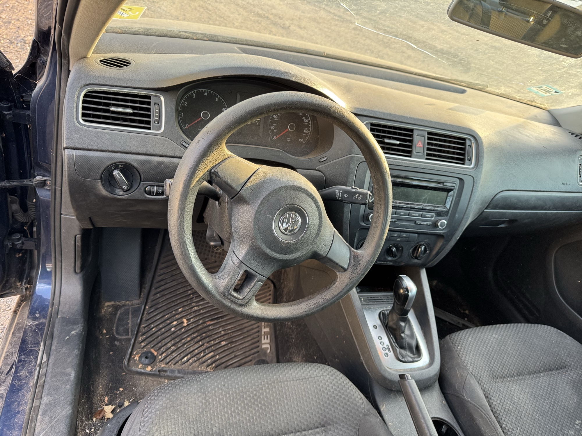 2014 volkswagen jetta s with 161240 miles for sale near Elk River, Minnesota 106775_36_steering_wheel.jpg