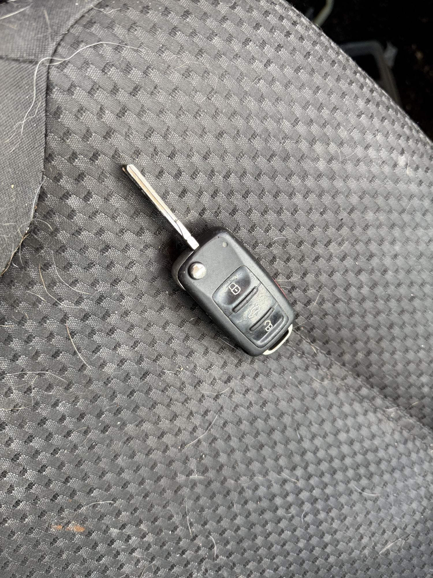 2014 volkswagen jetta s with 161240 miles for sale near Elk River, Minnesota 106775_51_keys.jpg