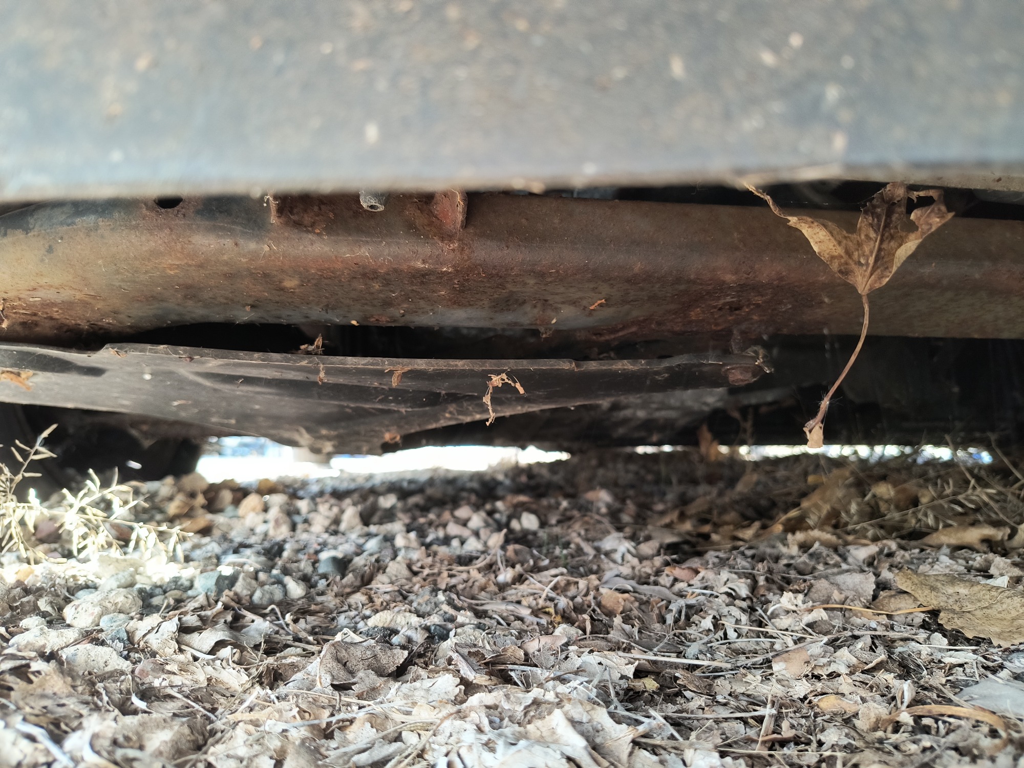 2001 saturn ls ls1 for sale near Elk River, Minnesota 106778_16_undercar_front.jpg