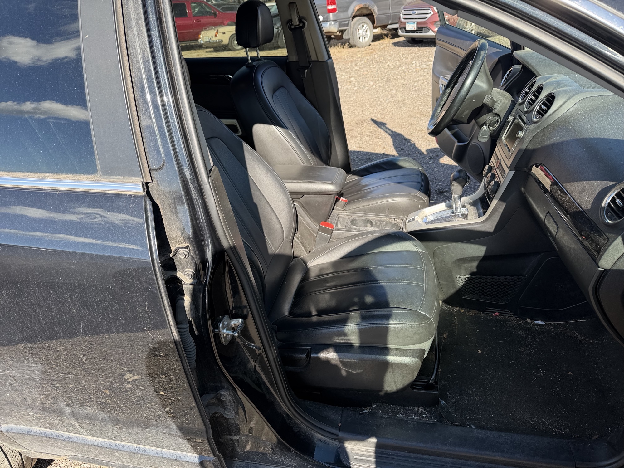 2014 chevrolet captiva-sport ltz-fwd with 136123 miles for sale near Elk River, Minnesota 106780_31_passenger_seat.jpg