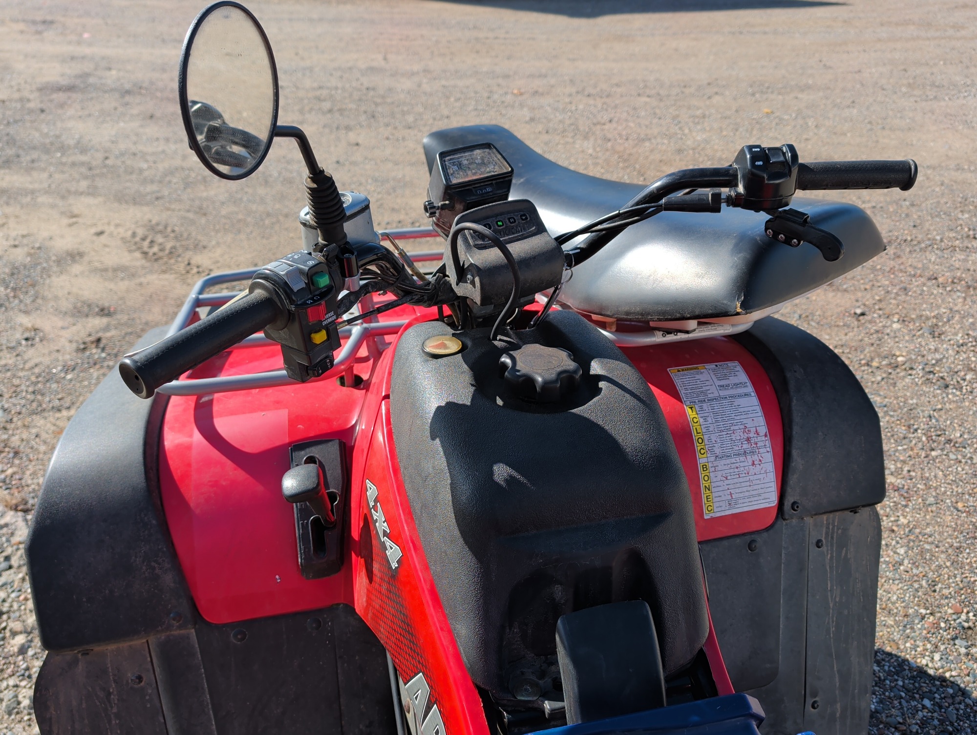 2004 arctic-cat 400-4x4 with 1294 miles for sale near Elk River, Minnesota 106781_33_dash_from_driver.jpg