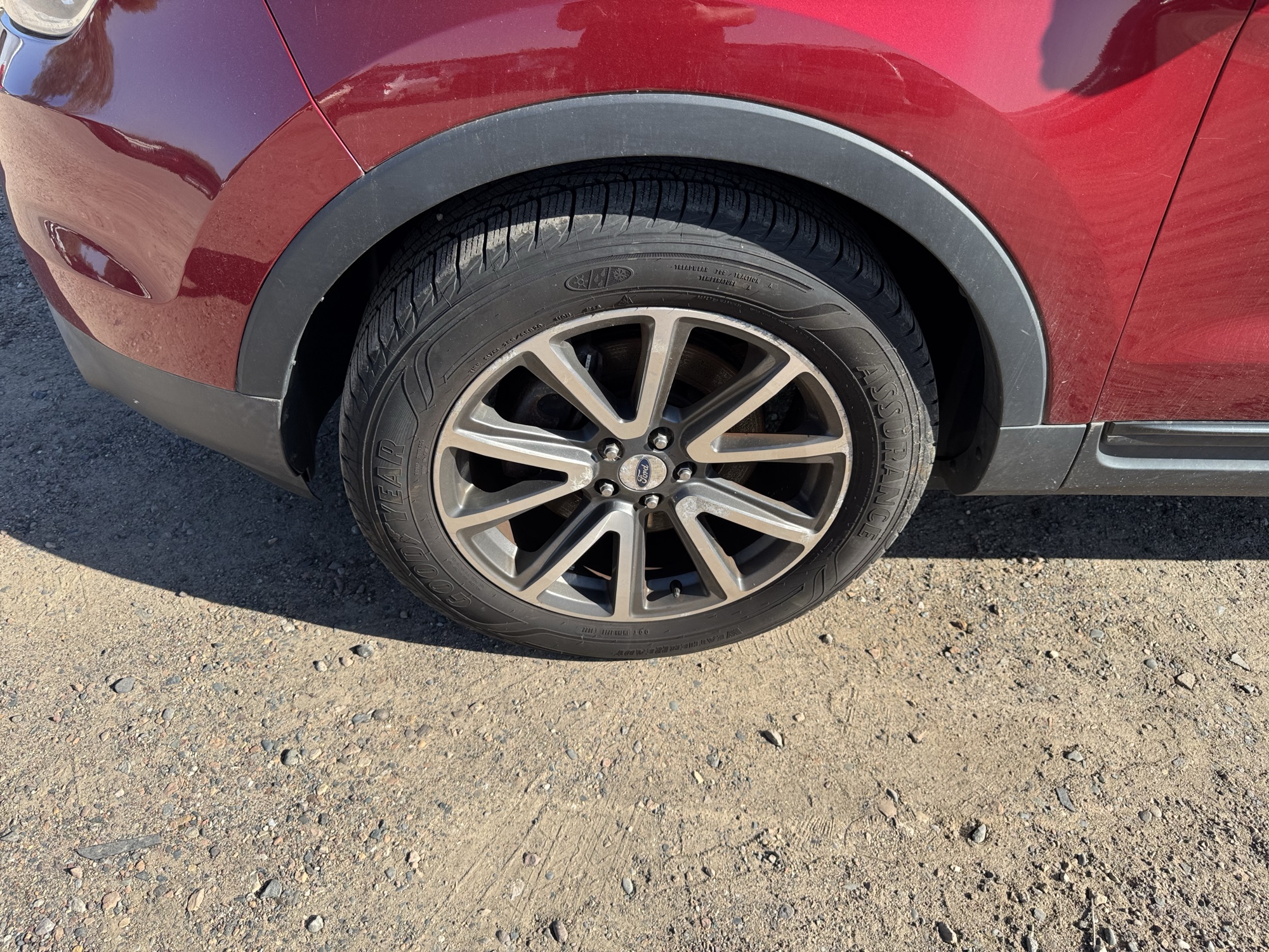 2015 ford explorer xlt-4wd with 246693 miles for sale near Elk River, Minnesota 106782_12_drv_front_wheel.jpg