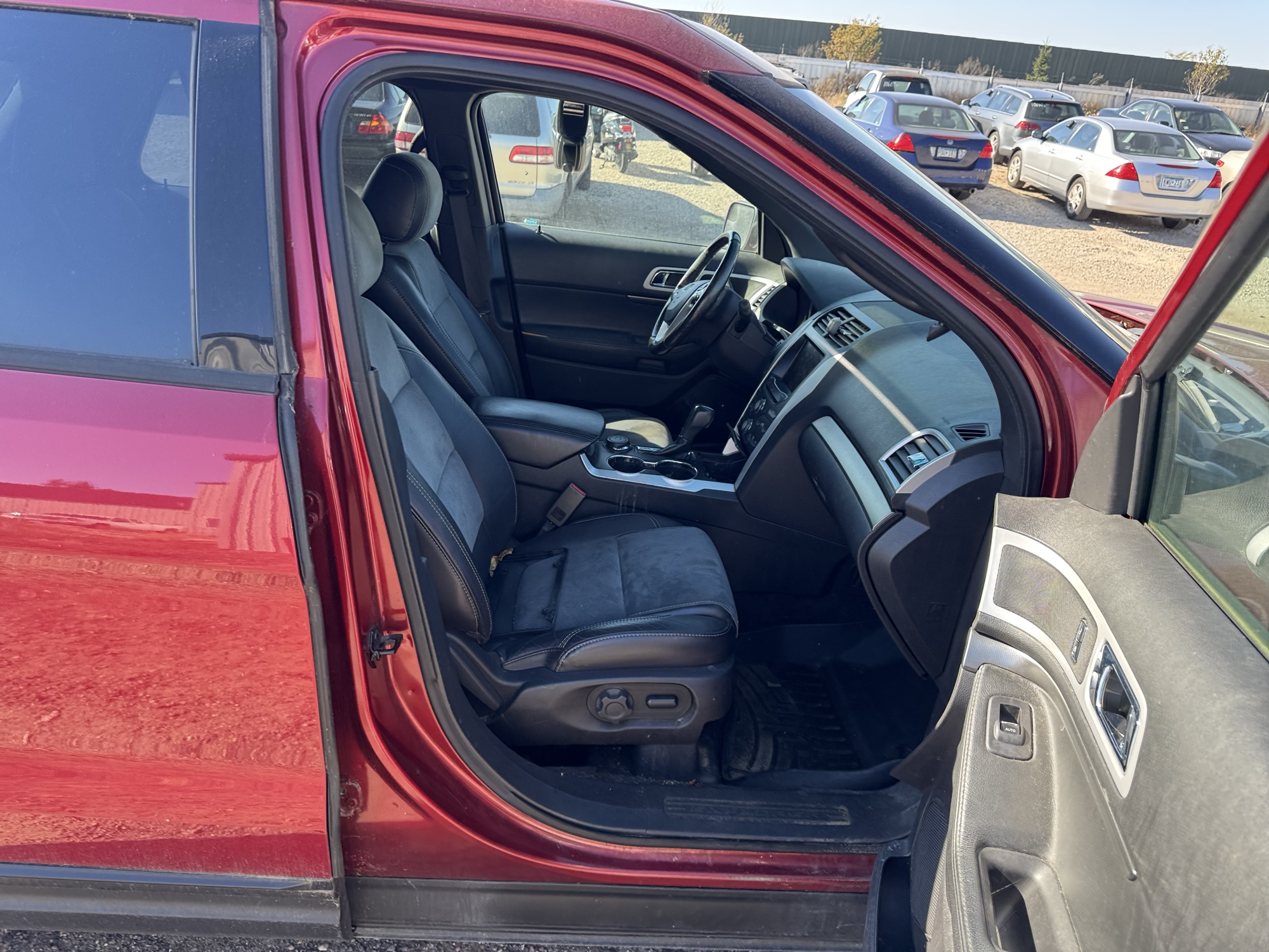 2015 ford explorer xlt-4wd with 246693 miles for sale near Elk River, Minnesota 106782_31_passenger_seat.jpg