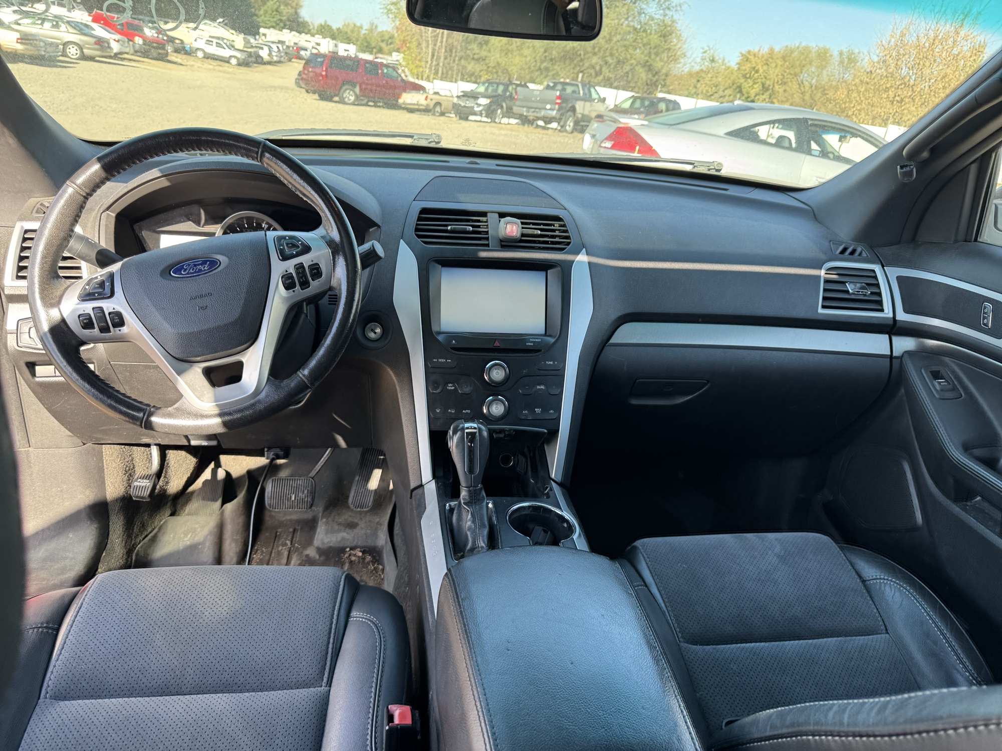 2015 ford explorer xlt-4wd with 246693 miles for sale near Elk River, Minnesota 106782_34_whole_dash.jpg