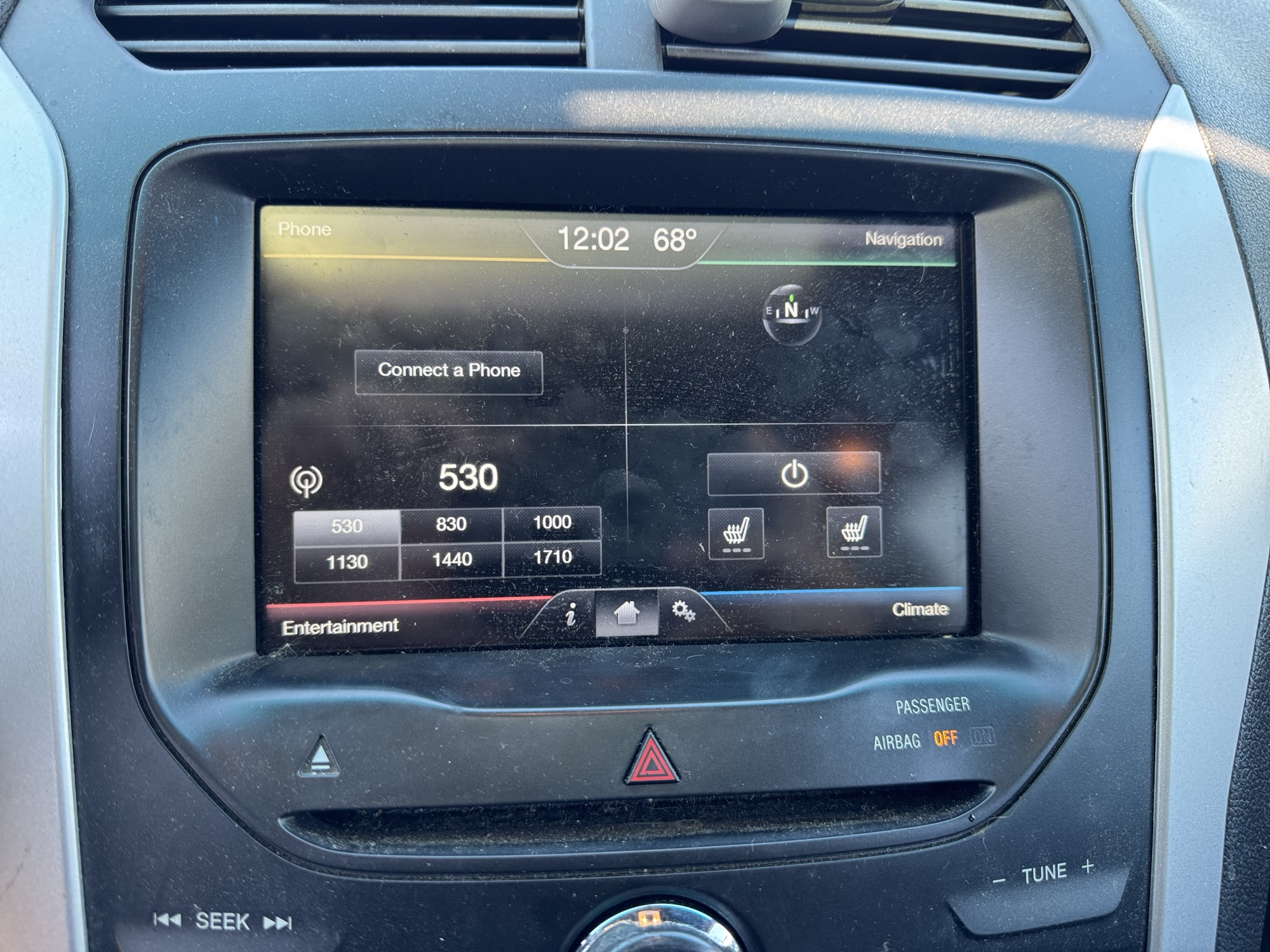 2015 ford explorer xlt-4wd with 246693 miles for sale near Elk River, Minnesota 106782_42_heated_seat_switches.jpg