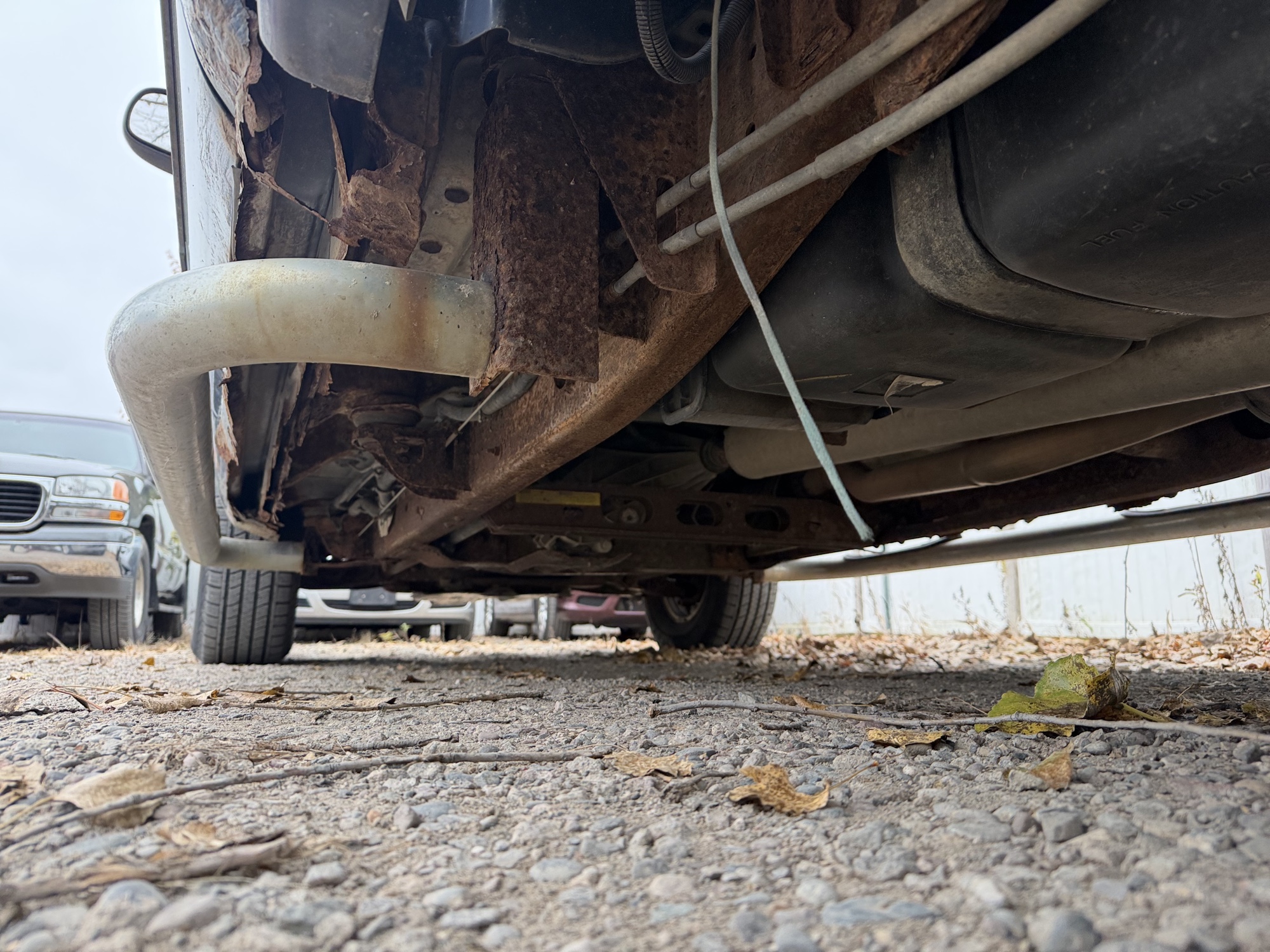 2001 chevrolet silverado-1500 ext.-cab-short-bed-4wd with 199070 miles for sale near Elk River, Minnesota 106784_18_undercar_rear_drv.jpg