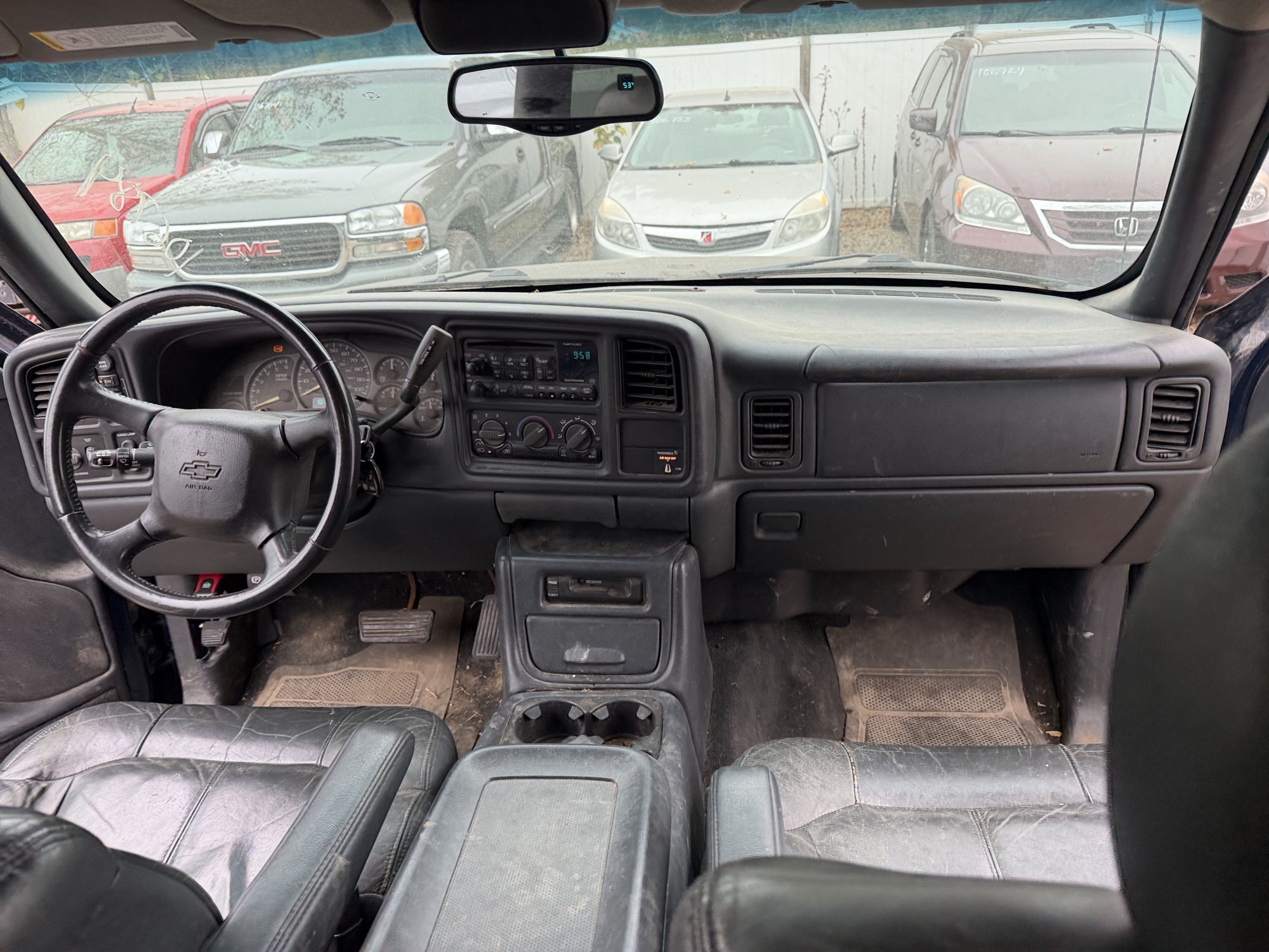 2001 chevrolet silverado-1500 ext.-cab-short-bed-4wd with 199070 miles for sale near Elk River, Minnesota 106784_34_whole_dash.jpg