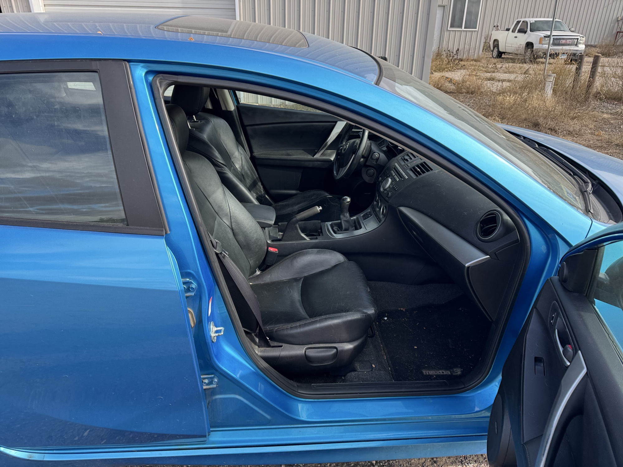 2010 mazda mazda3 s-grand-touring-5-door with 223659 miles for sale near Elk River, Minnesota 106785_31_passenger_seat.jpg