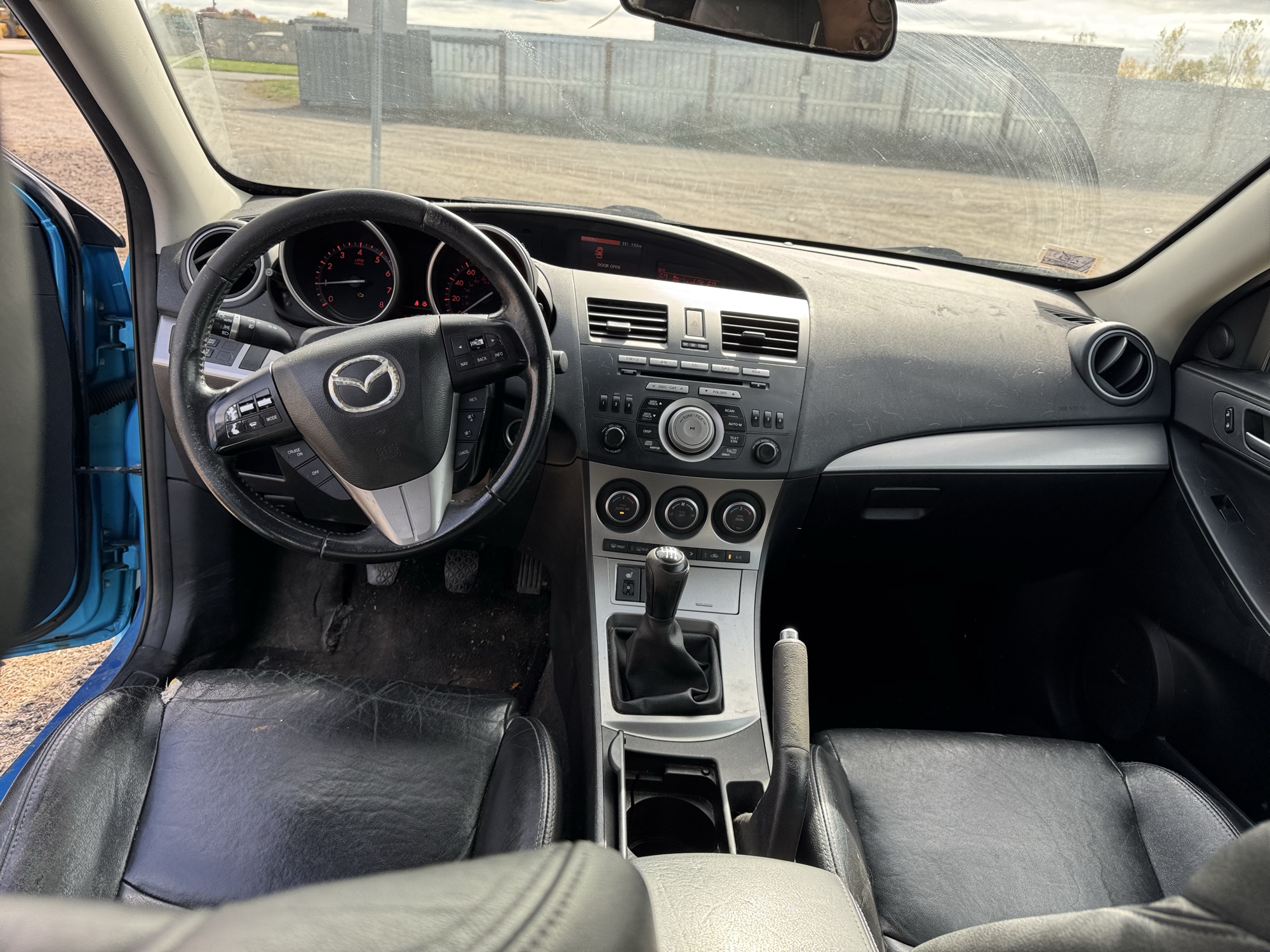 2010 mazda mazda3 s-grand-touring-5-door with 223659 miles for sale near Elk River, Minnesota 106785_34_whole_dash.jpg