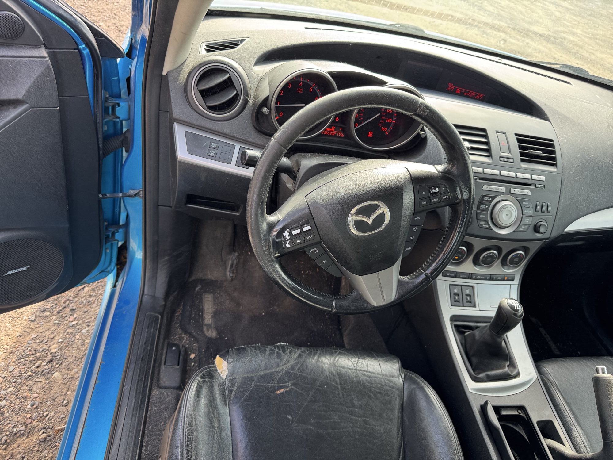 2010 mazda mazda3 s-grand-touring-5-door with 223659 miles for sale near Elk River, Minnesota 106785_36_steering_wheel.jpg