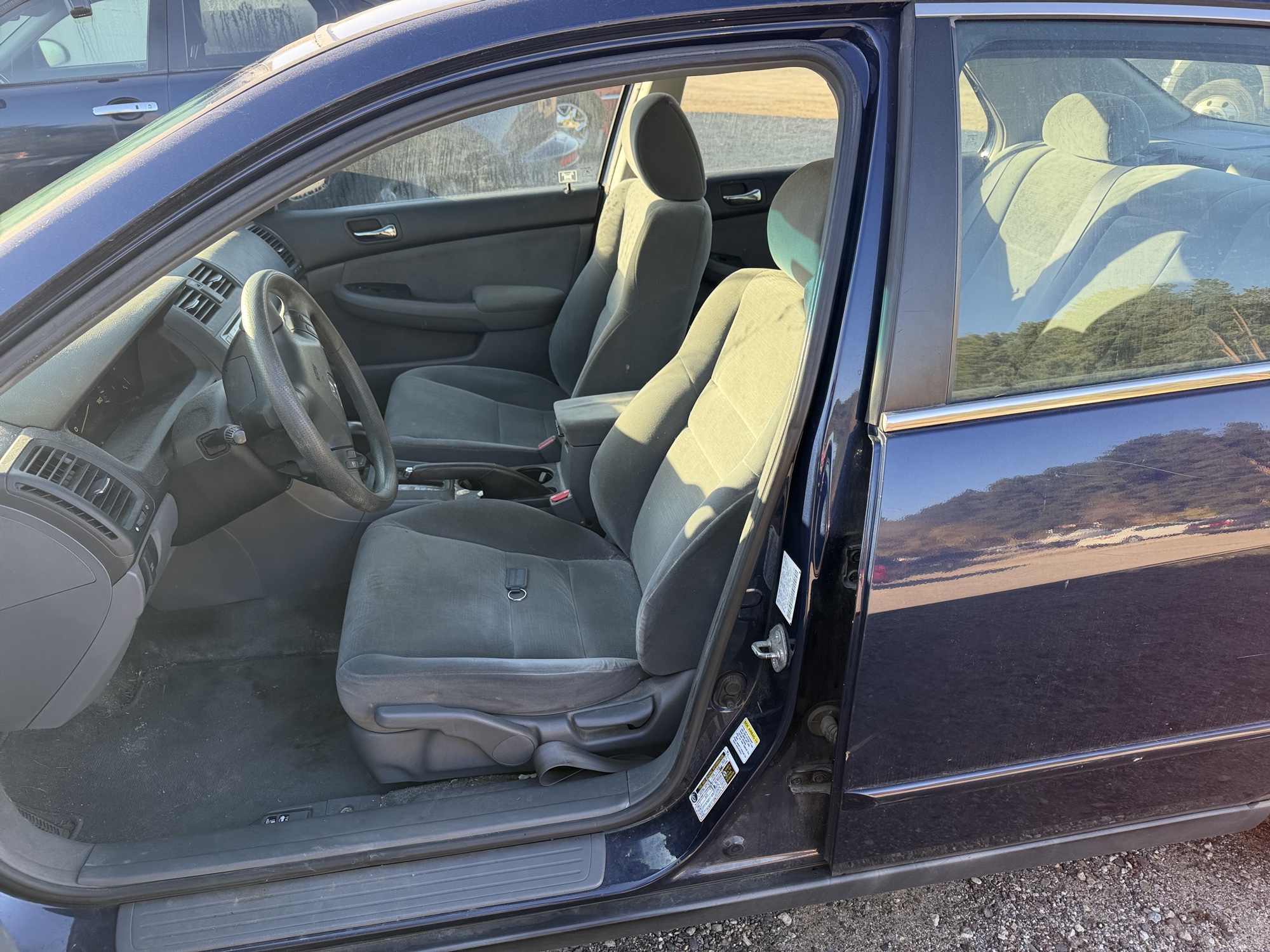 2007 honda accord se with 174662 miles for sale near Elk River, Minnesota 106786_22_driver_seat.jpg