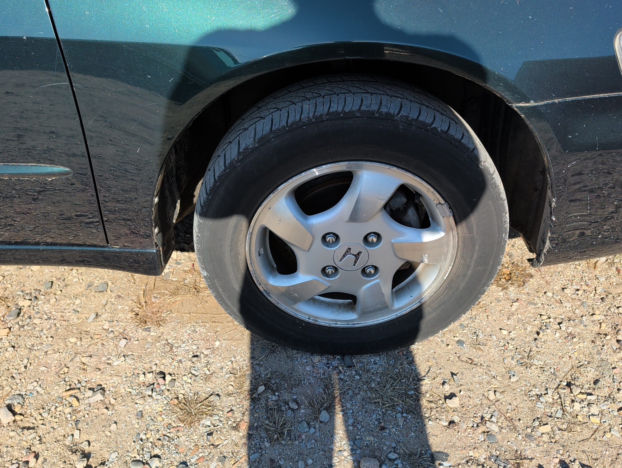 2000 honda accord ex-sedan with 135556 miles for sale near Elk River, Minnesota 106787_15_front_pass_wheel.jpg