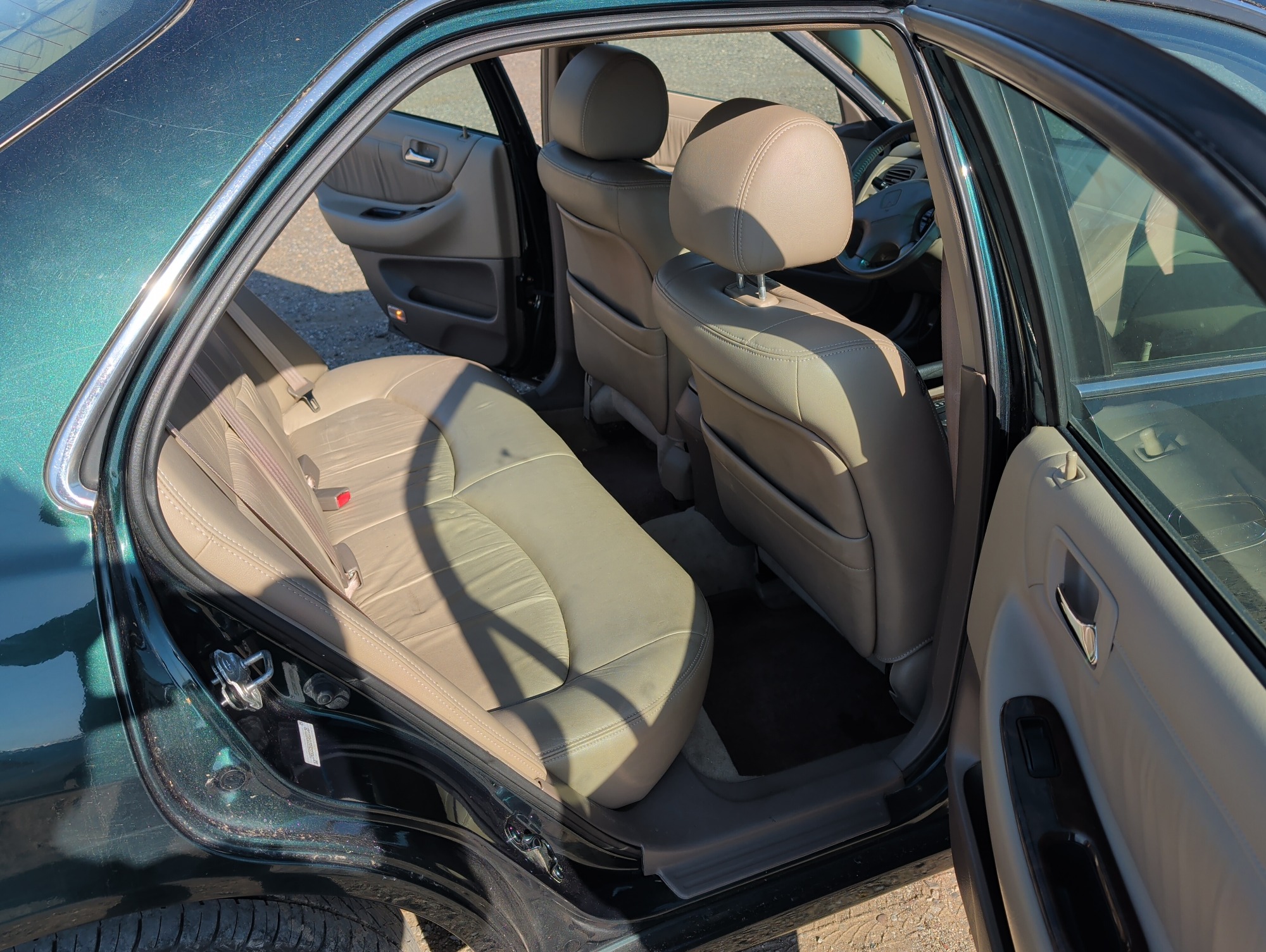 2000 honda accord ex-sedan with 135556 miles for sale near Elk River, Minnesota 106787_28_pass_rear_seat.jpg