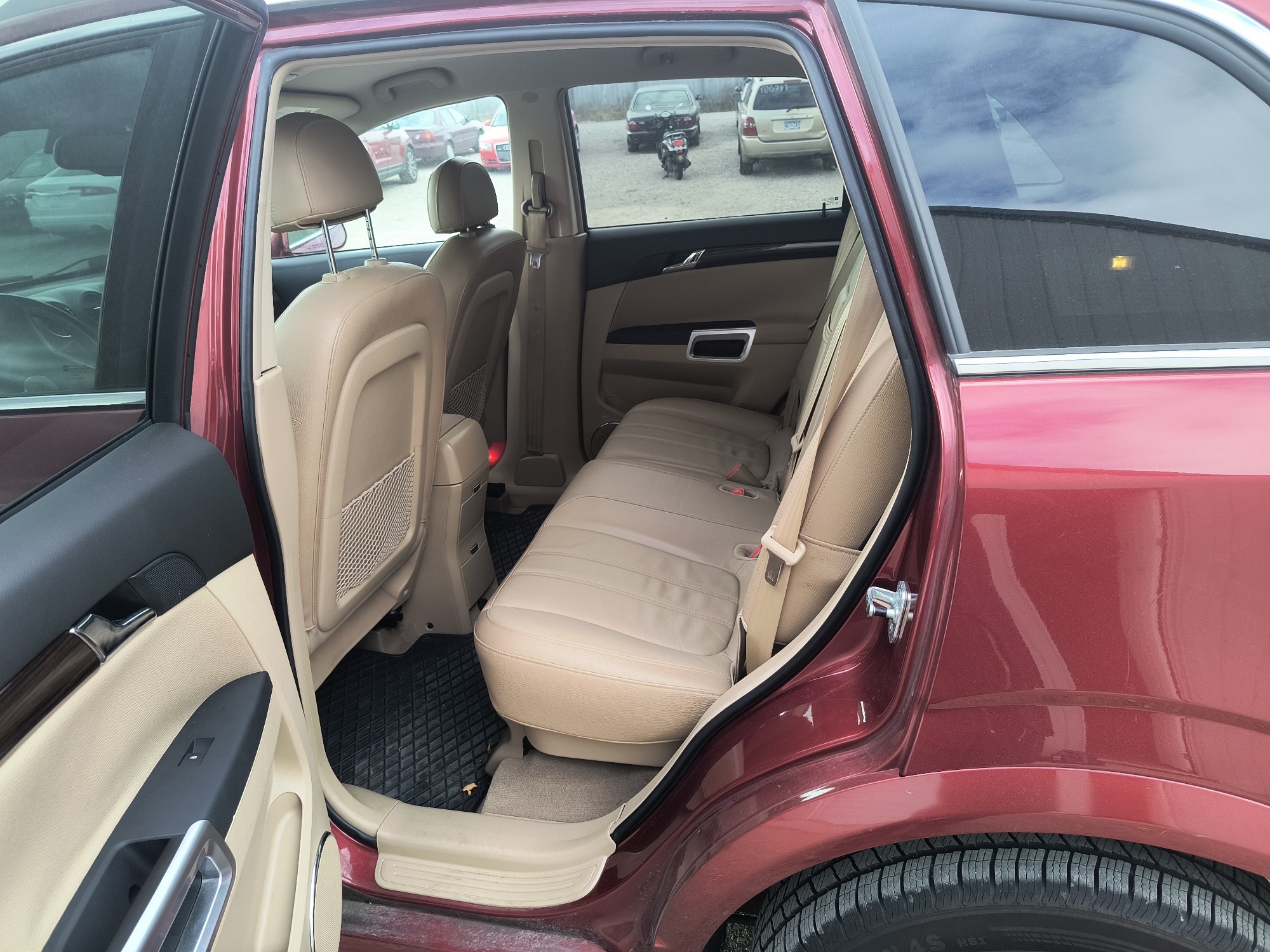 2008 saturn vue fwd-v6-xr with 84317 miles for sale near Elk River, Minnesota 106788_24_drv_rear_seat.jpg
