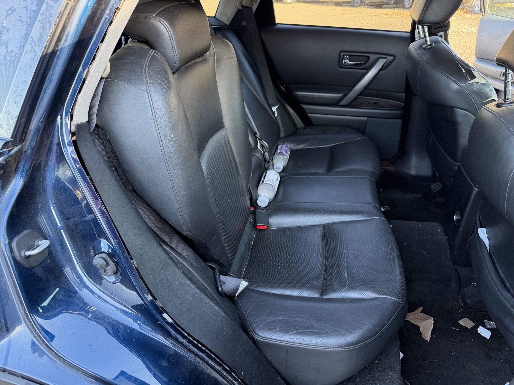 2007 infiniti fx fx35-awd with 171243 miles for sale near Elk River, Minnesota 106790_28_pass_rear_seat.jpg