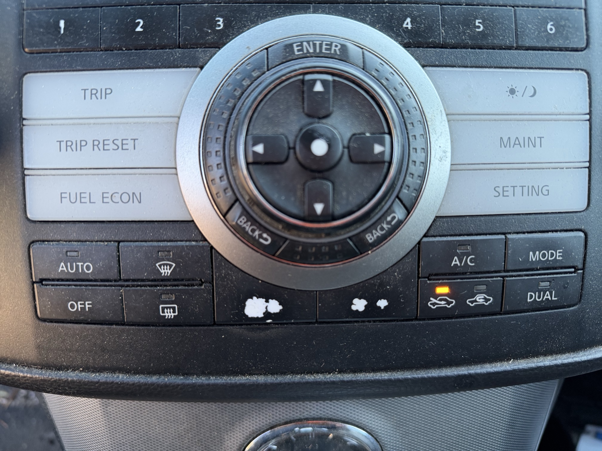2007 infiniti fx fx35-awd with 171243 miles for sale near Elk River, Minnesota 106790_40_climate_control.jpg