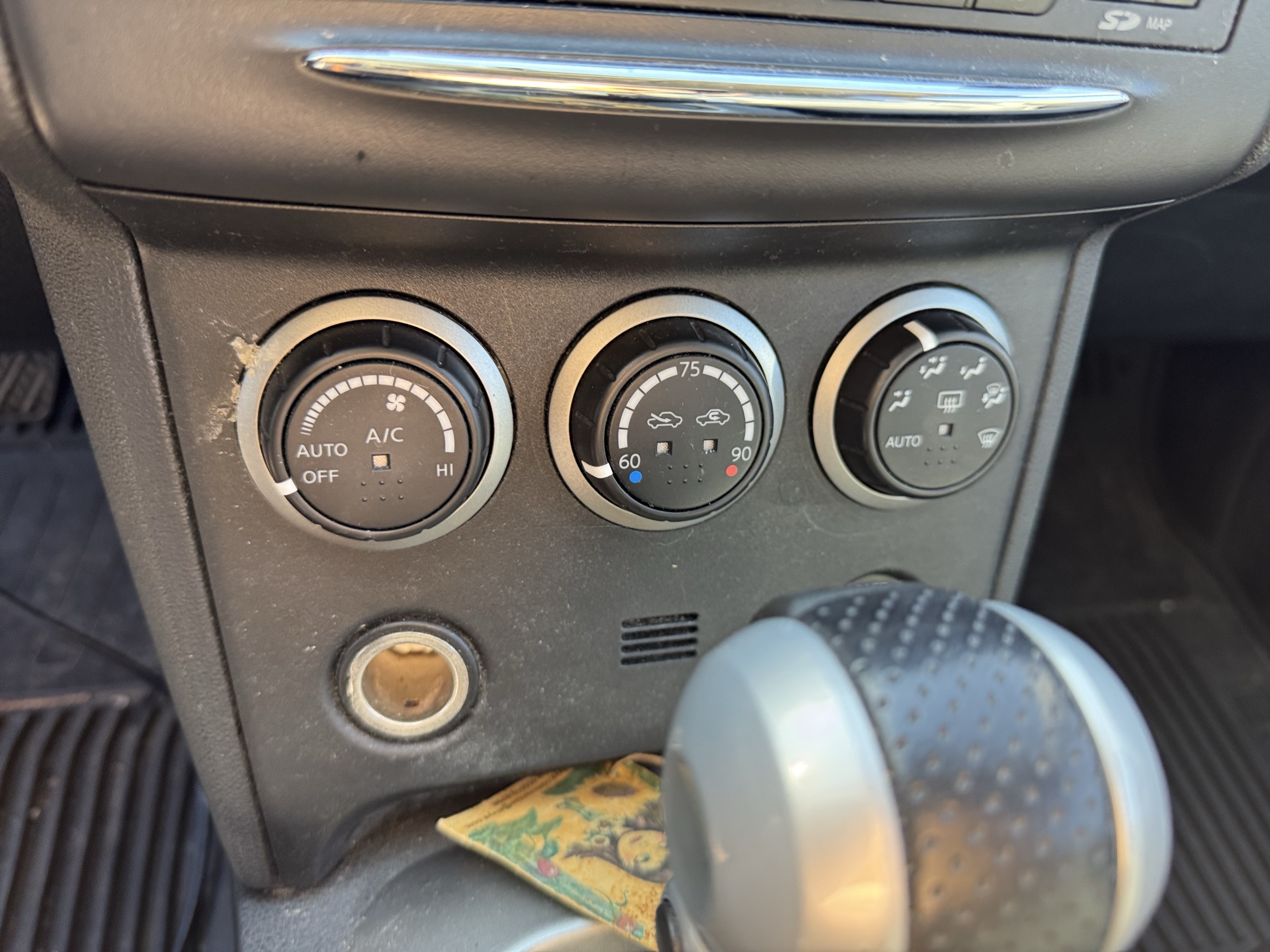 2012 nissan rogue s-awd with 111484 miles for sale near Elk River, Minnesota 106791_40_climate_control.jpg