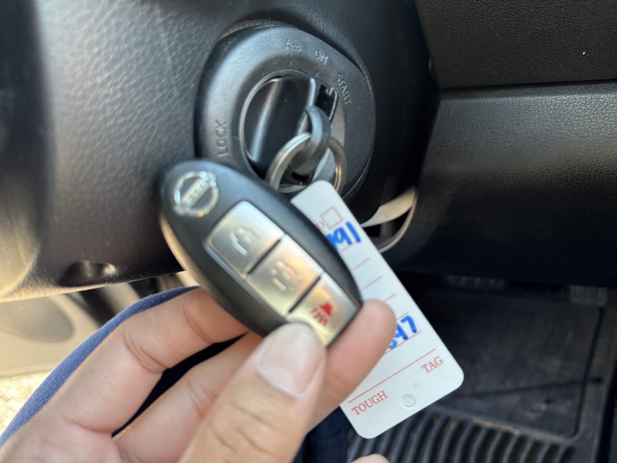2012 nissan rogue s-awd with 111484 miles for sale near Elk River, Minnesota 106791_51_keys.jpg