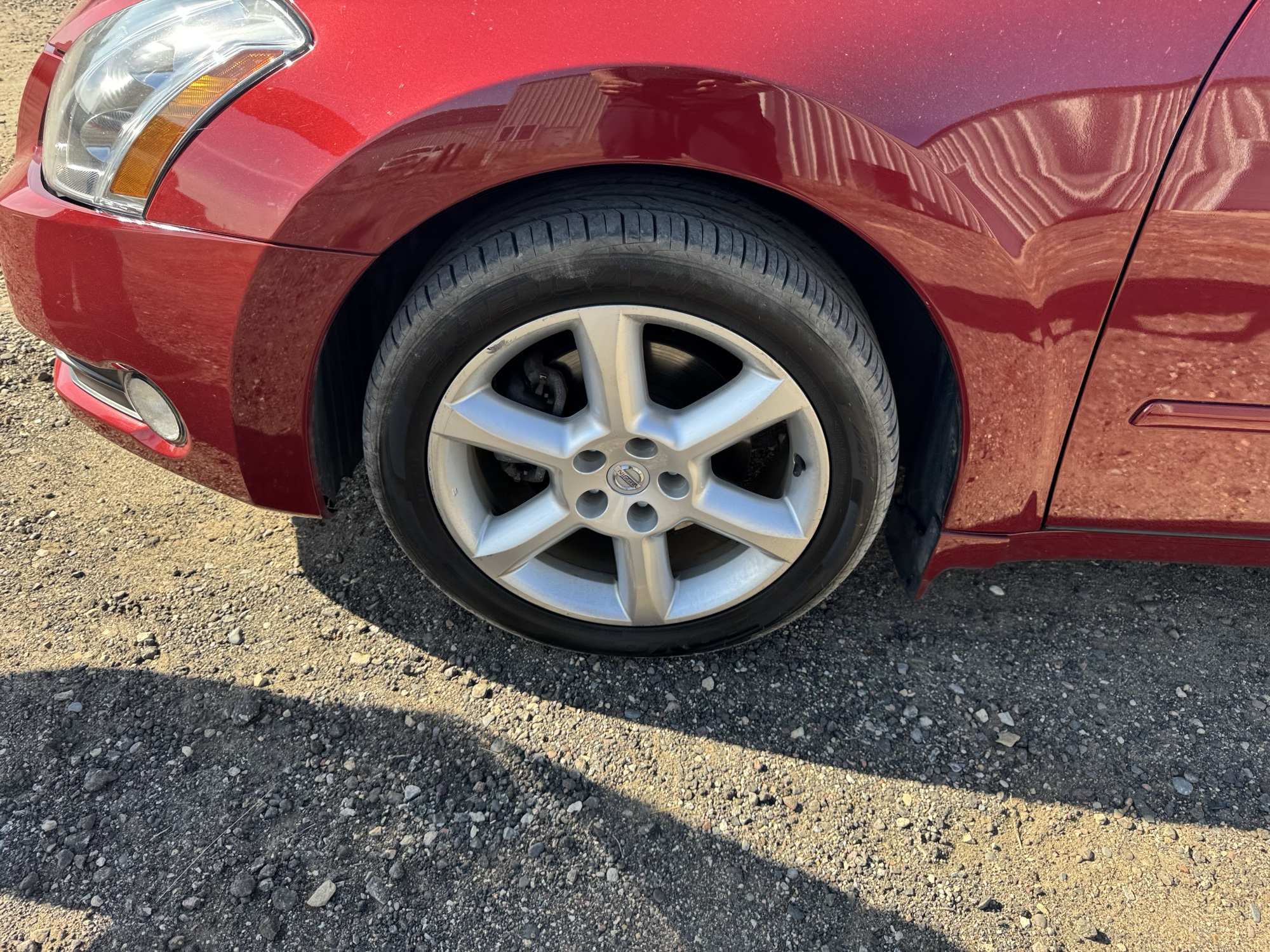 2004 nissan maxima se with 64495 miles for sale near Elk River, Minnesota 106792_12_drv_front_wheel.jpg