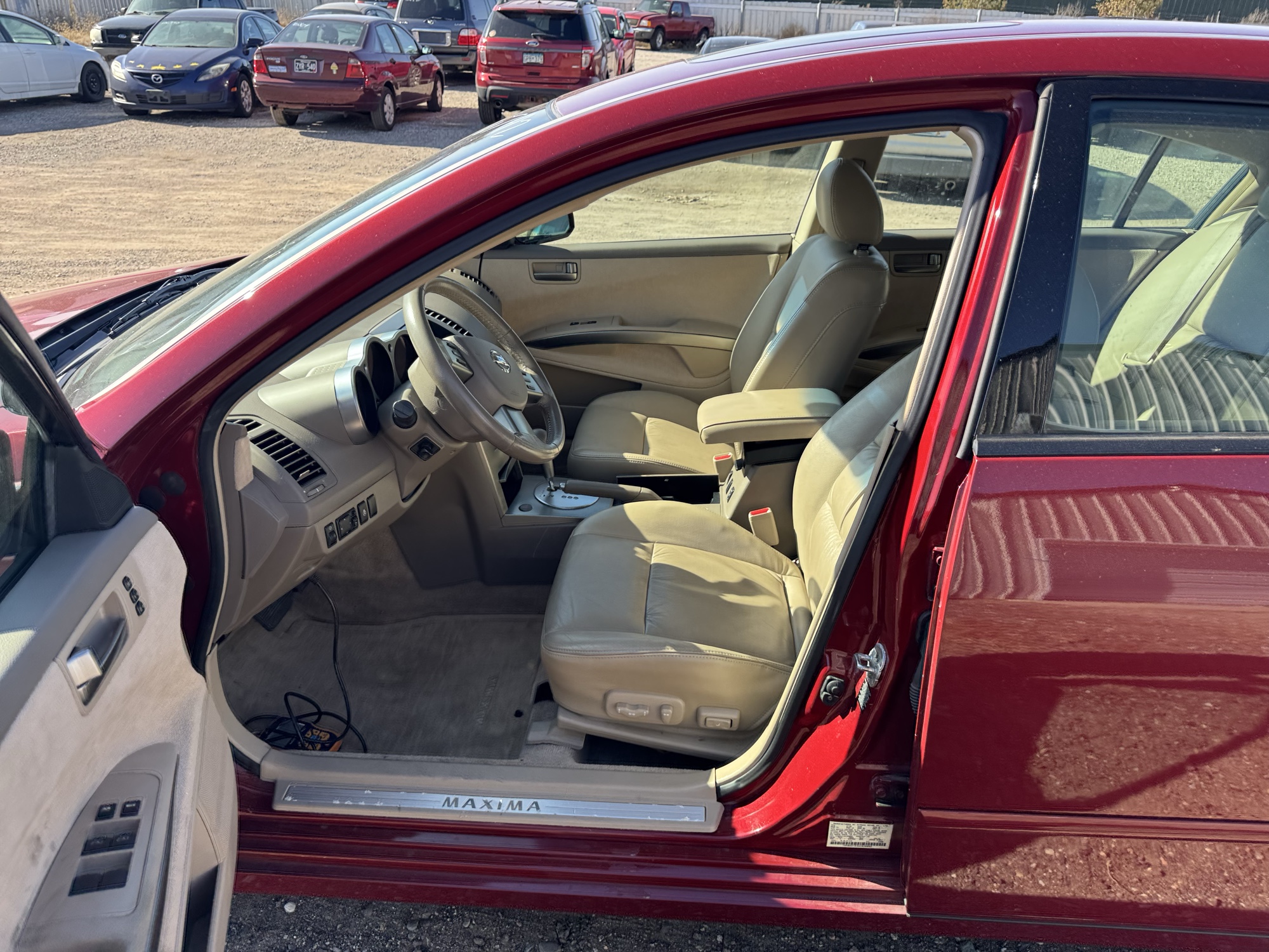 2004 nissan maxima se with 64495 miles for sale near Elk River, Minnesota 106792_22_driver_seat.jpg