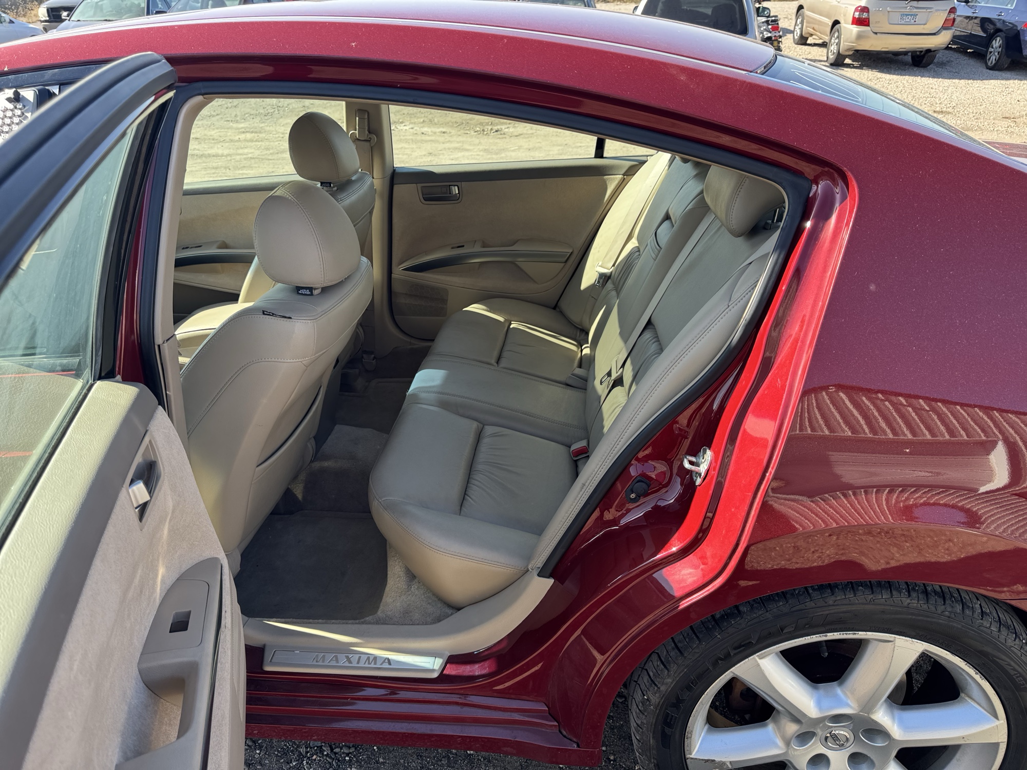 2004 nissan maxima se with 64495 miles for sale near Elk River, Minnesota 106792_24_drv_rear_seat.jpg