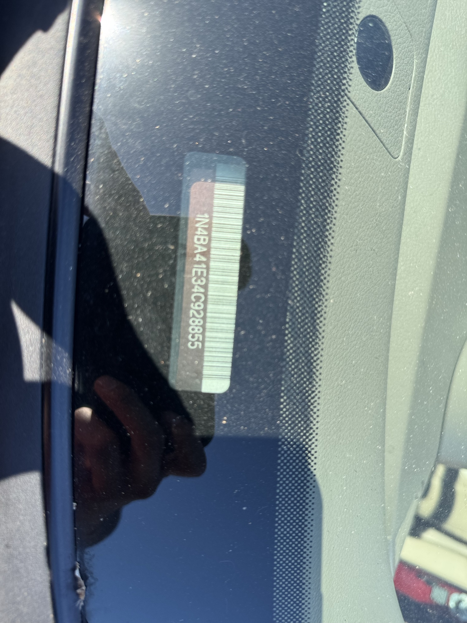 2004 nissan maxima se with 64495 miles for sale near Elk River, Minnesota 106792_48_windshield_vin_plate.jpg