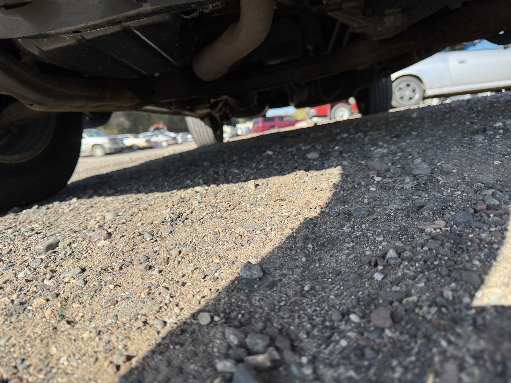 2005 toyota highlander v6-2wd with 263486 miles for sale near Elk River, Minnesota 106793_16_undercar_front.jpg