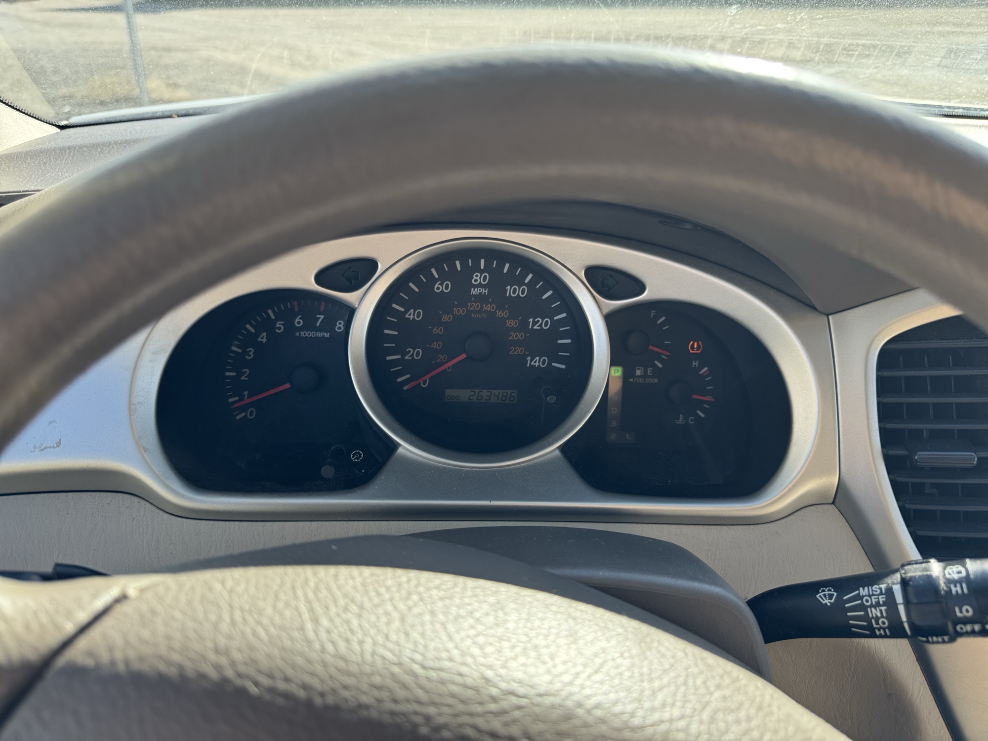 2005 toyota highlander v6-2wd with 263486 miles for sale near Elk River, Minnesota 106793_43_gauge_cluster.jpg