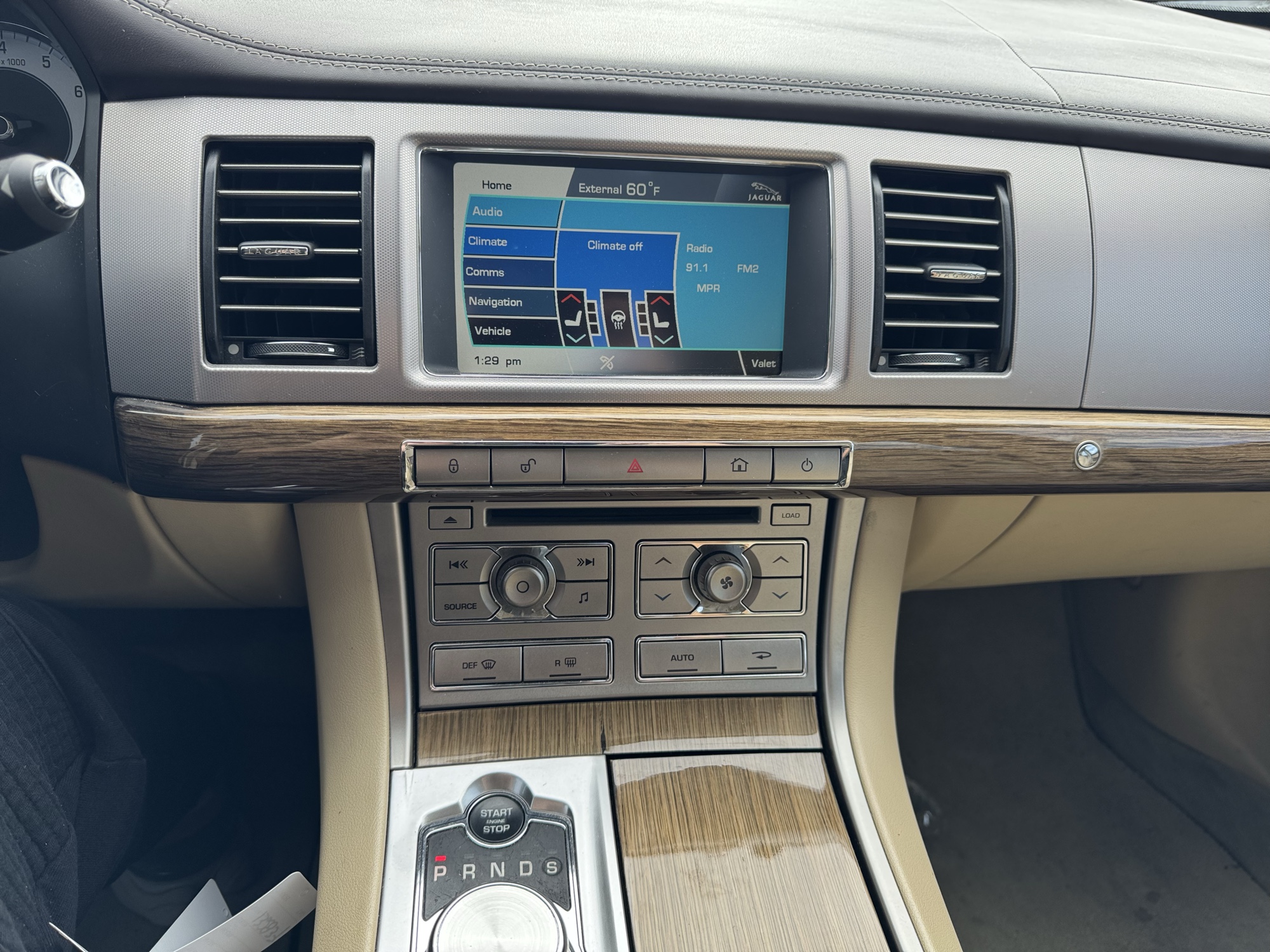 2011 jaguar xf-series xf-supercharged with 150511 miles for sale near Elk River, Minnesota 106794_39_radio_closeup.jpg