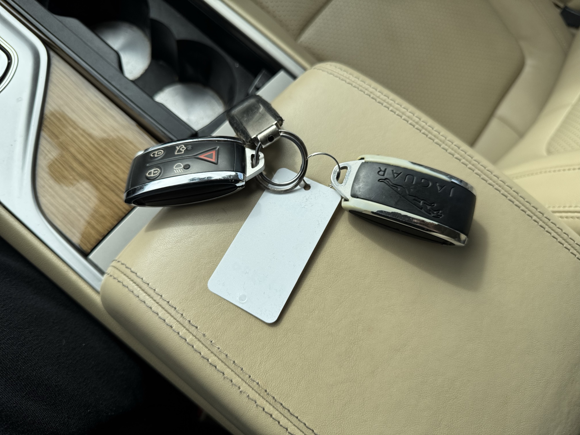 2011 jaguar xf-series xf-supercharged with 150511 miles for sale near Elk River, Minnesota 106794_51_keys.jpg