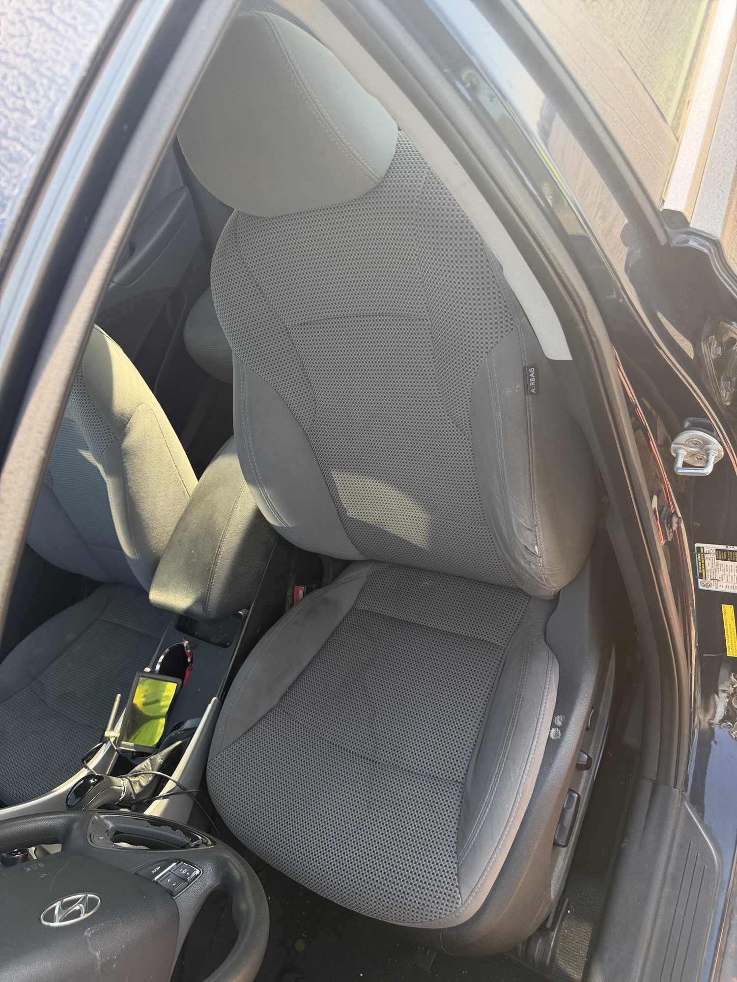 2012 hyundai sonata gls-manual with 248219 miles for sale near St. Louis, Missouri 106795_22_driver_seat.jpg