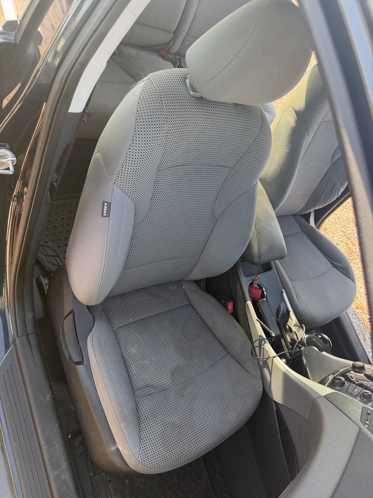 2012 hyundai sonata gls-manual with 248219 miles for sale near St. Louis, Missouri 106795_31_passenger_seat.jpg
