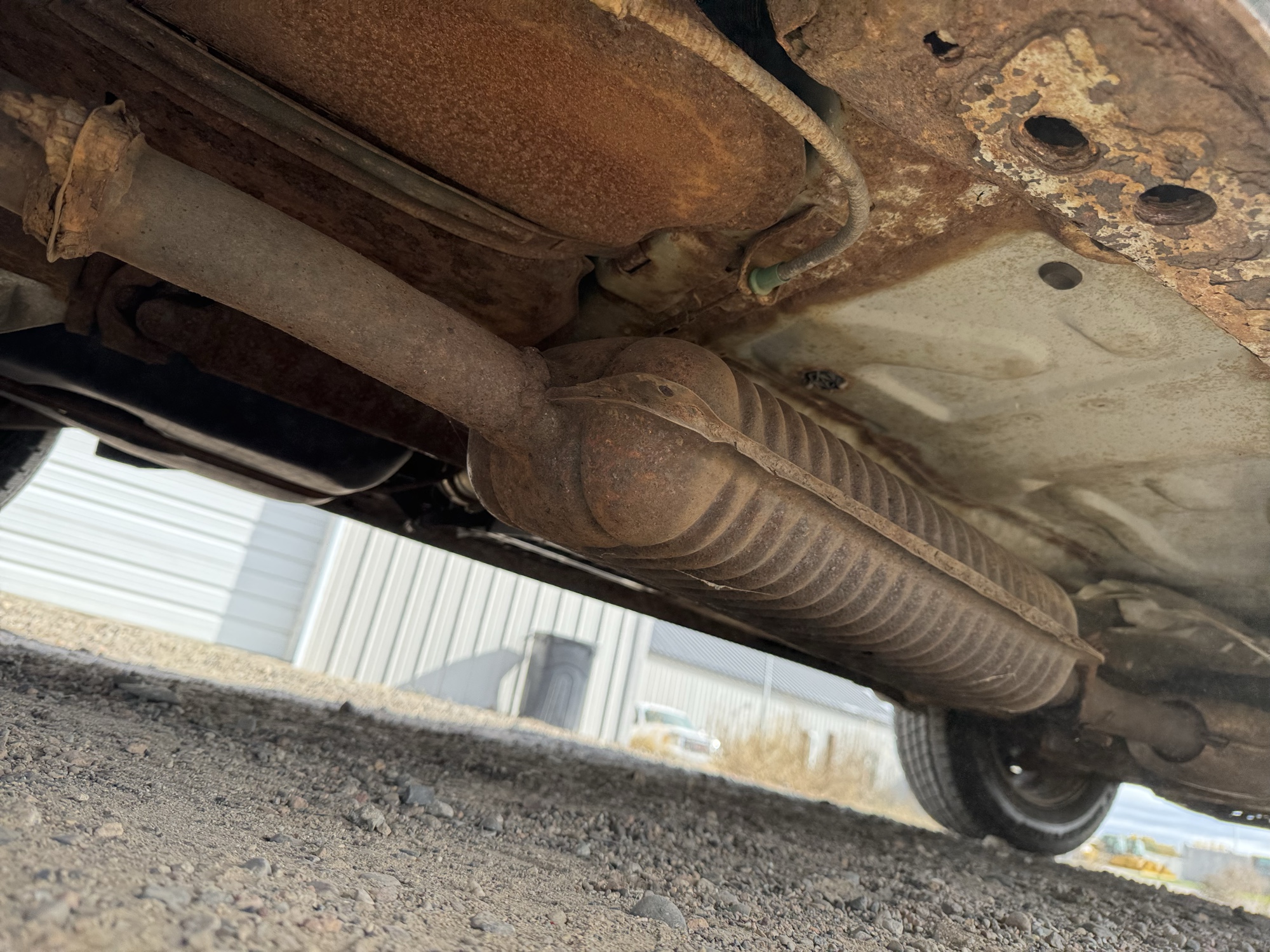 2002 ford escape xlt-choice-4wd with 133830 miles for sale near Elk River, Minnesota 106797_20_undercar_rear_pass.jpg